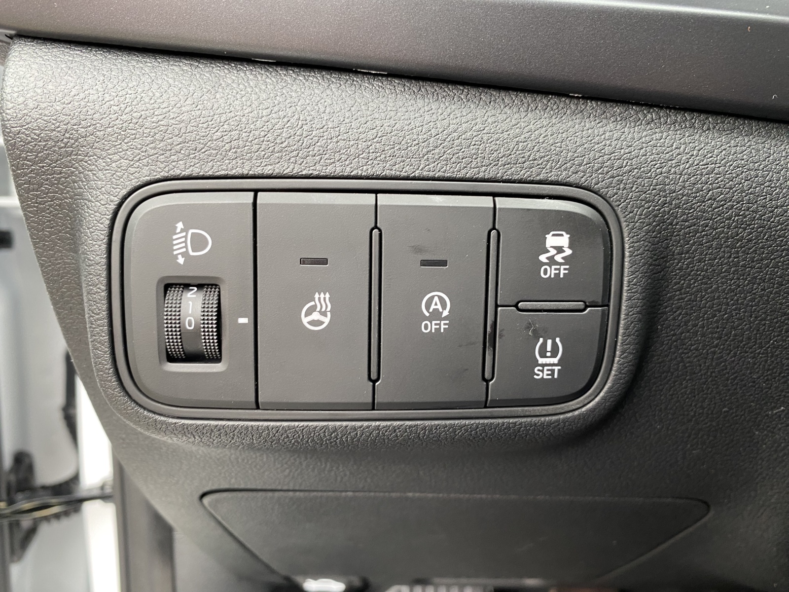 HYUNDAI i20 1.0 T-GDi Amplia DCT-image-16