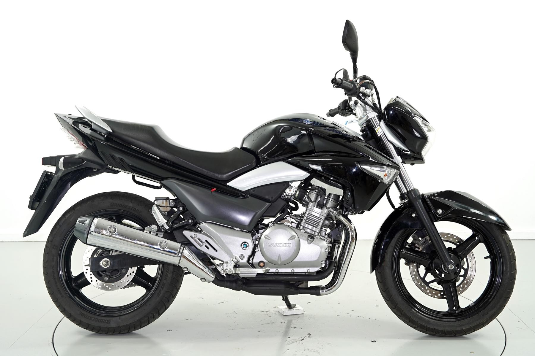 SUZUKI GW 250-showroom-element-3