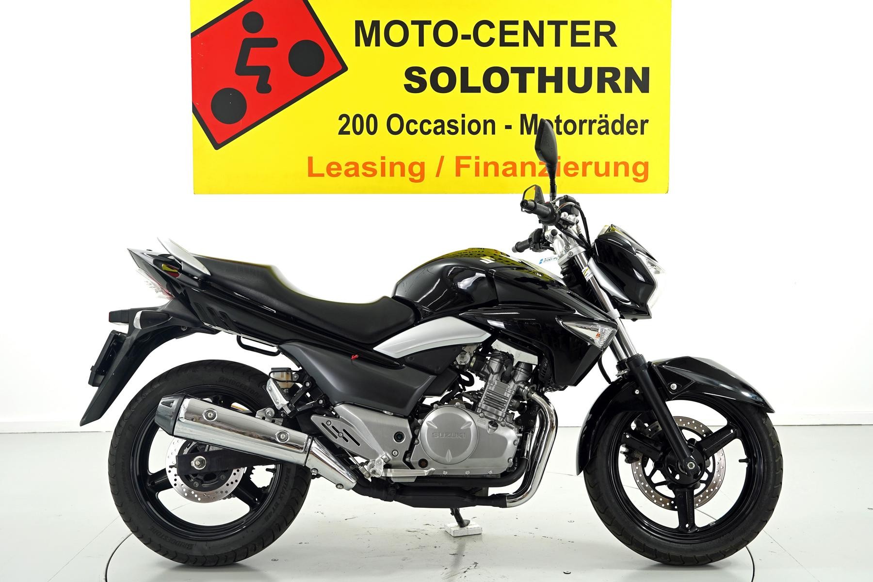 SUZUKI GW 250