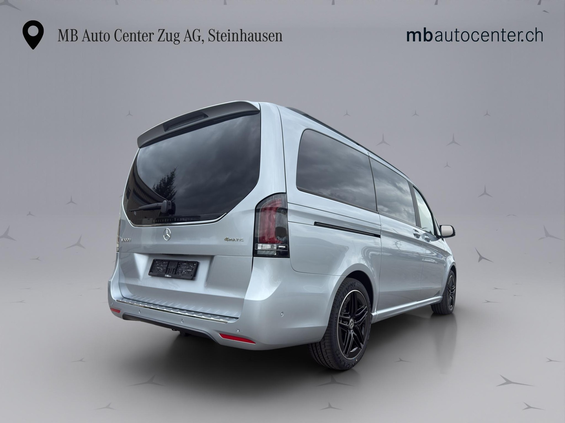 MERCEDES-BENZ V 300 d Swiss Ed. lang 4matic Van-image-6