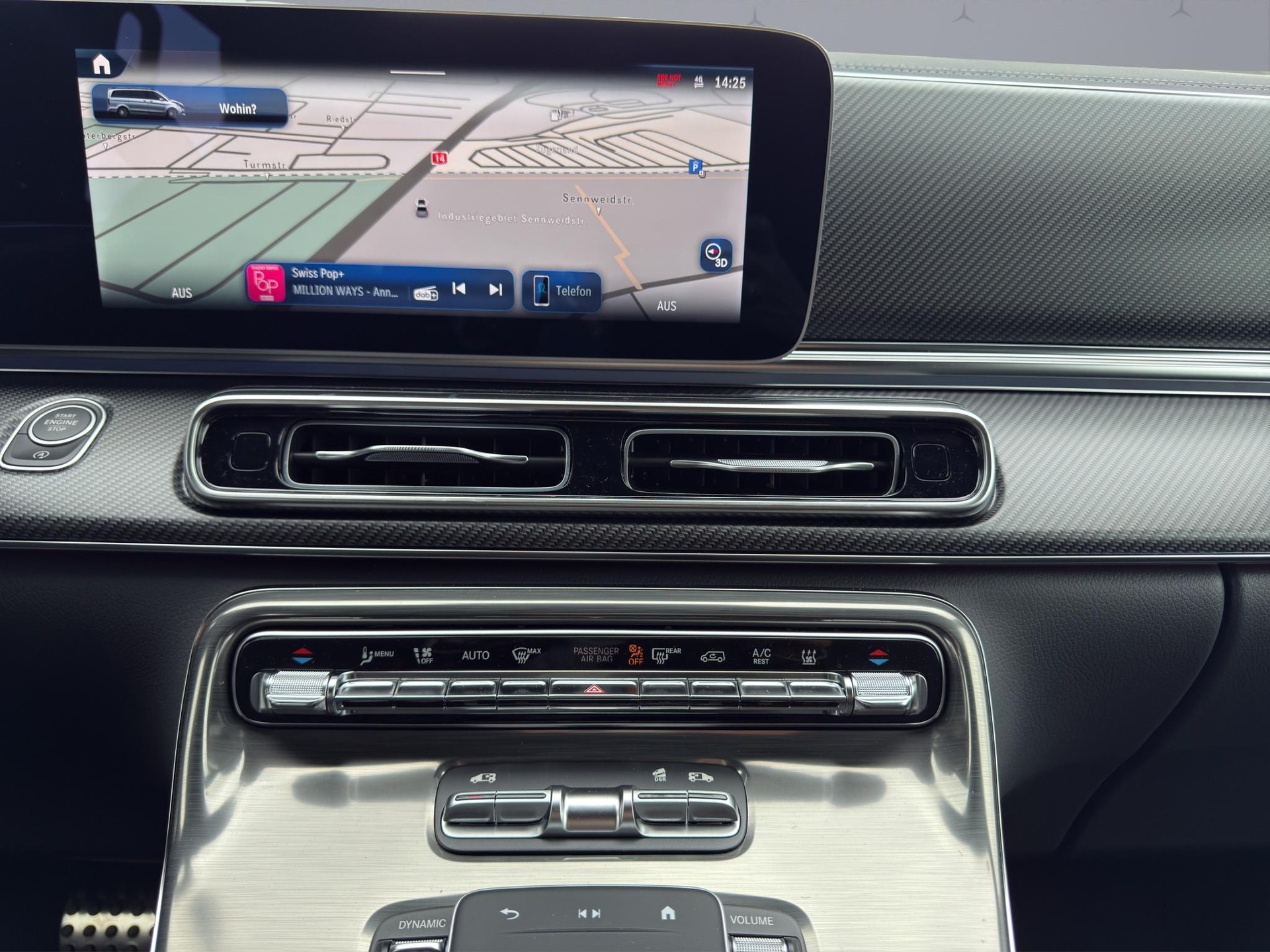 MERCEDES-BENZ V 300 d Swiss Ed. lang 4matic Van-image-16