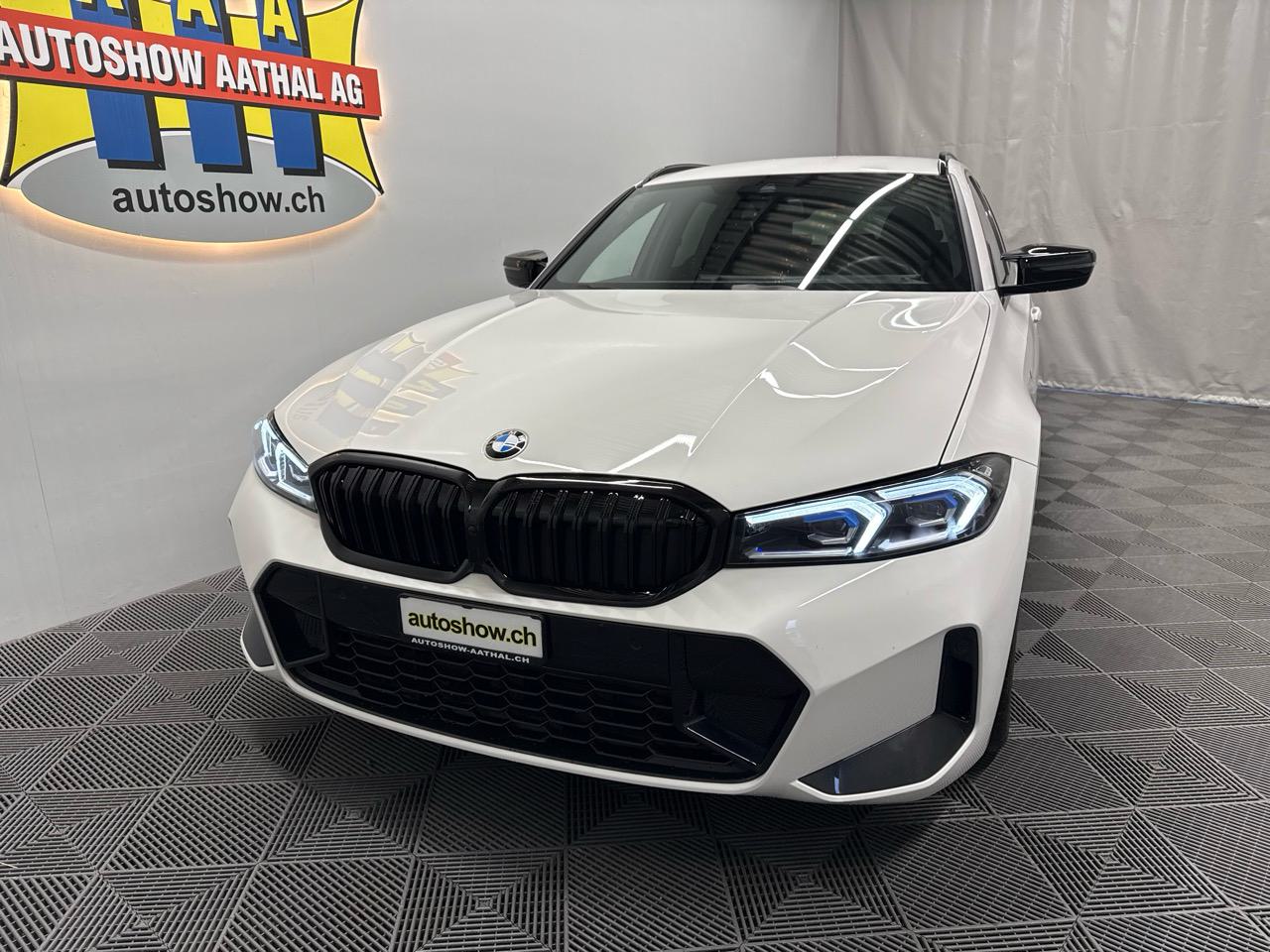 BMW M340i xDrive 48V Touring Steptronic-image-12
