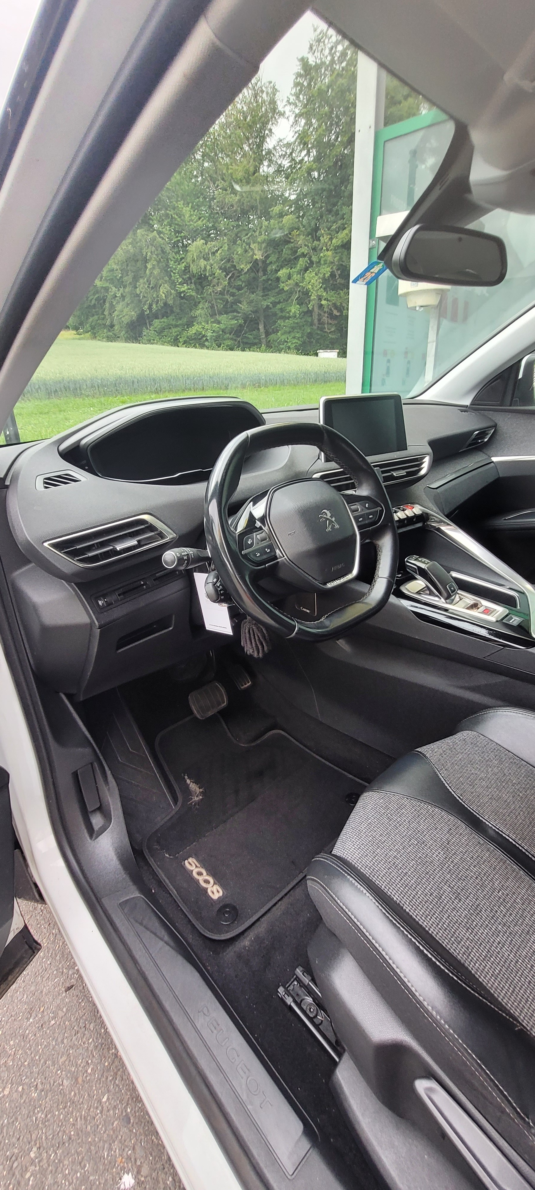 PEUGEOT 5008 1.5 BlueHDi Active ETA-image-5