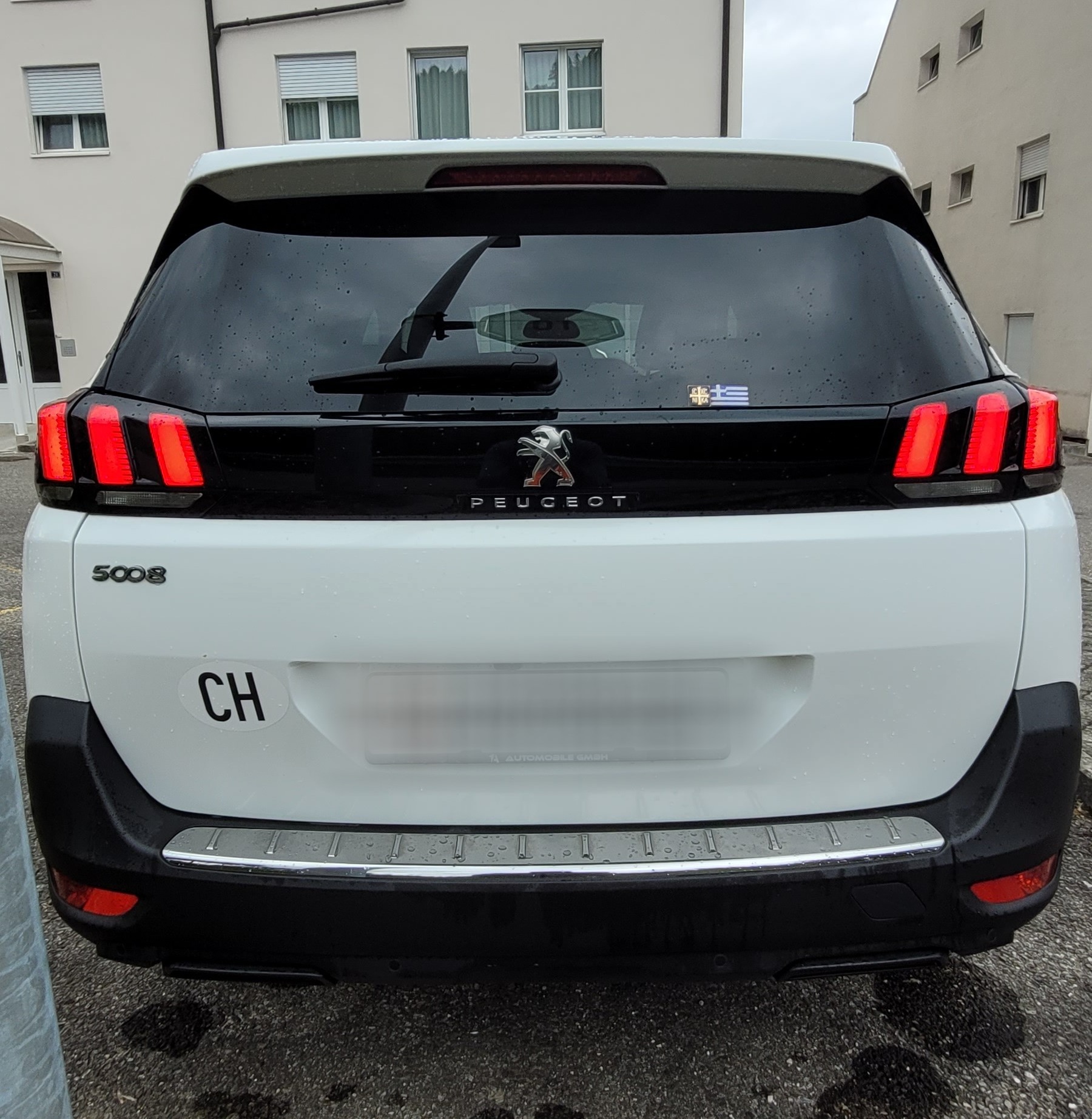 PEUGEOT 5008 1.5 BlueHDi Active ETA-image-3