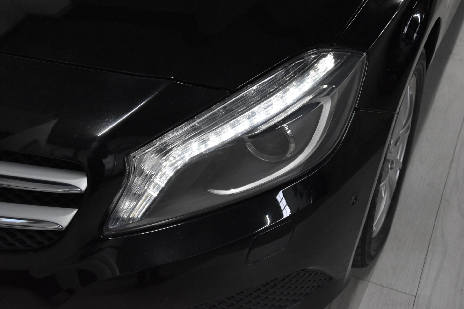 MERCEDES-BENZ A 200 CDI Urban-image-2