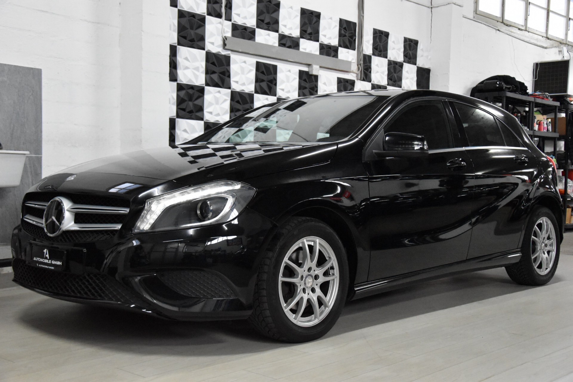 MERCEDES-BENZ A 200 CDI Urban-image-0