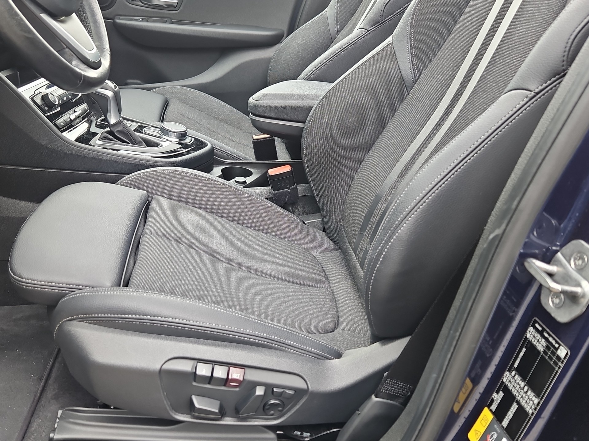BMW 225xe iPerformance Active Tourer Steptronic-image-9