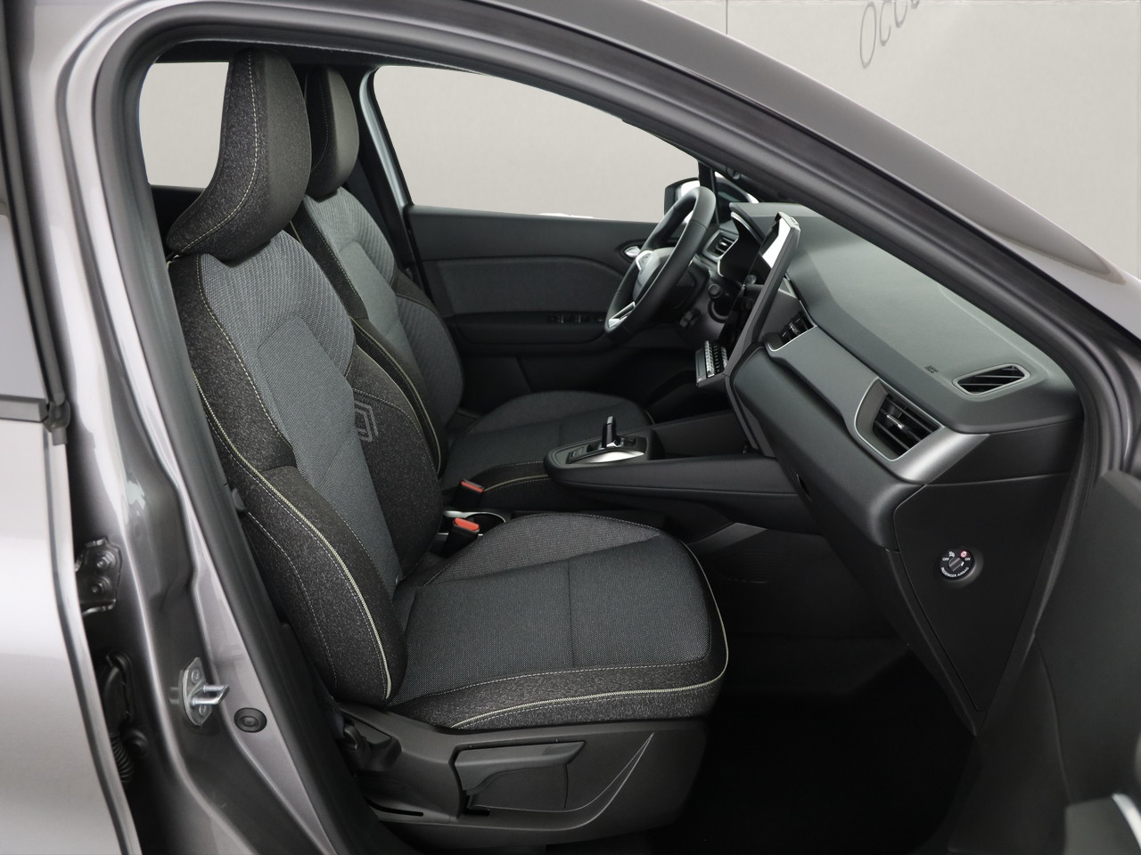 RENAULT Captur 1.8 E-Tech techno-image-6