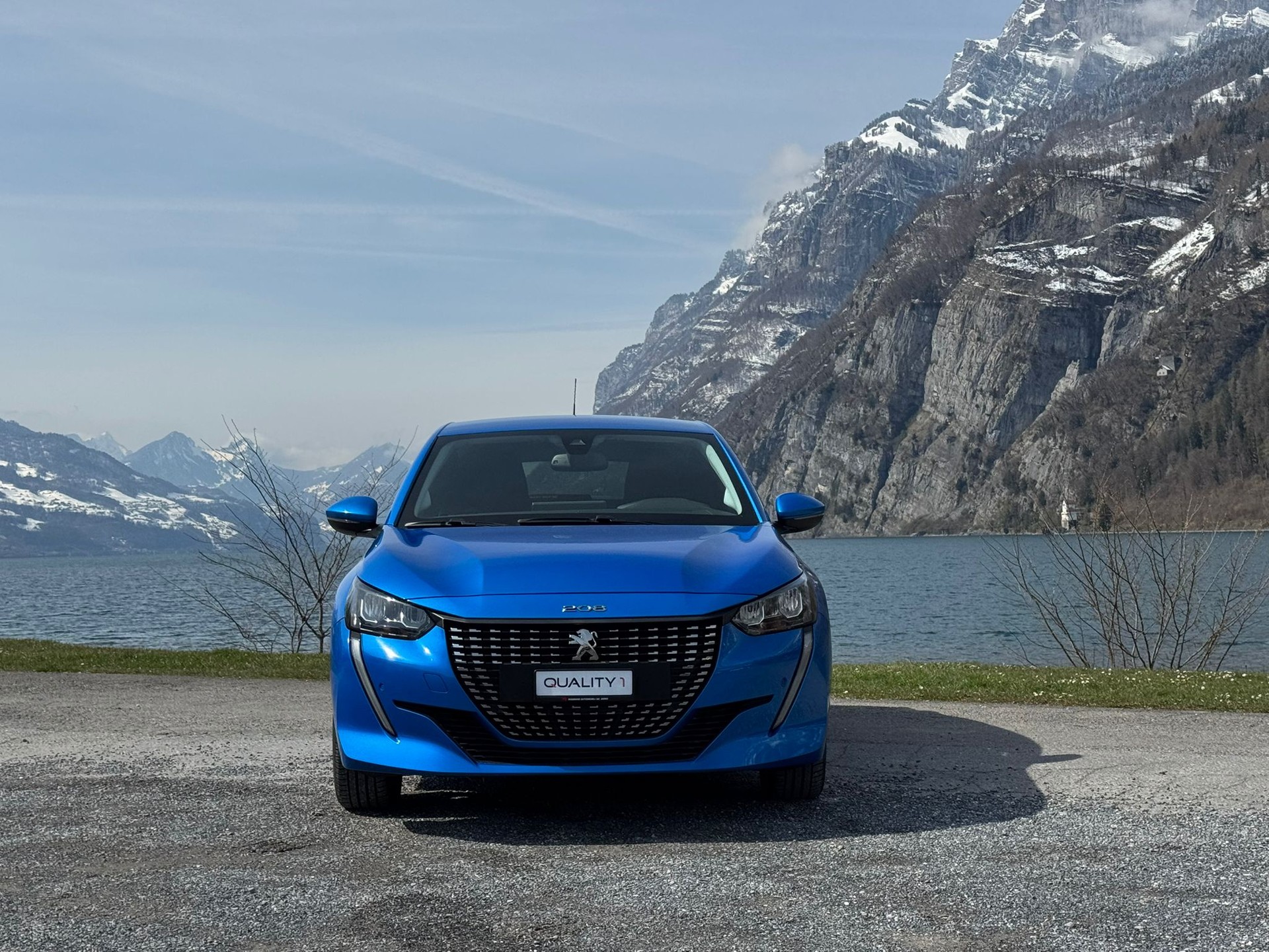PEUGEOT 208 1.2 PureTech Allure EAT8-image-0