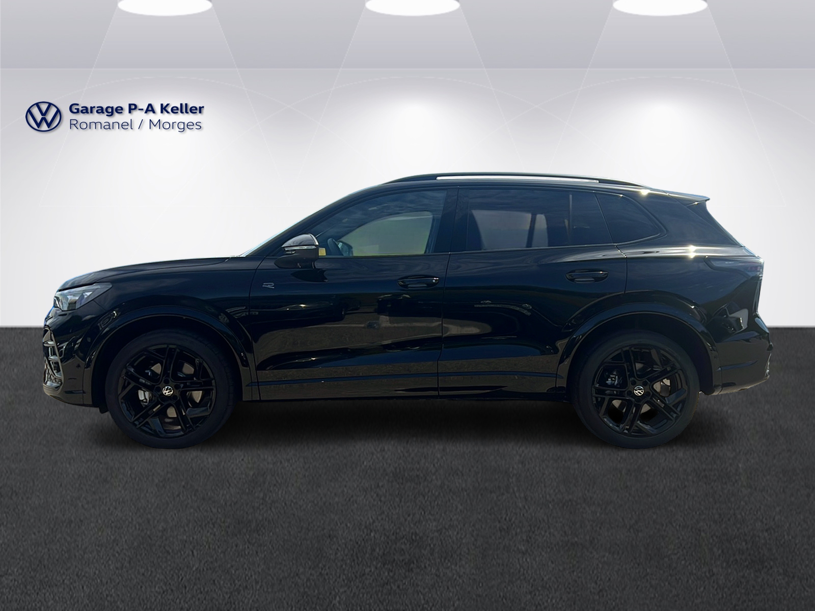VW Tiguan R-Line 2.0TSI 265CH DSG 4Motion-image-6