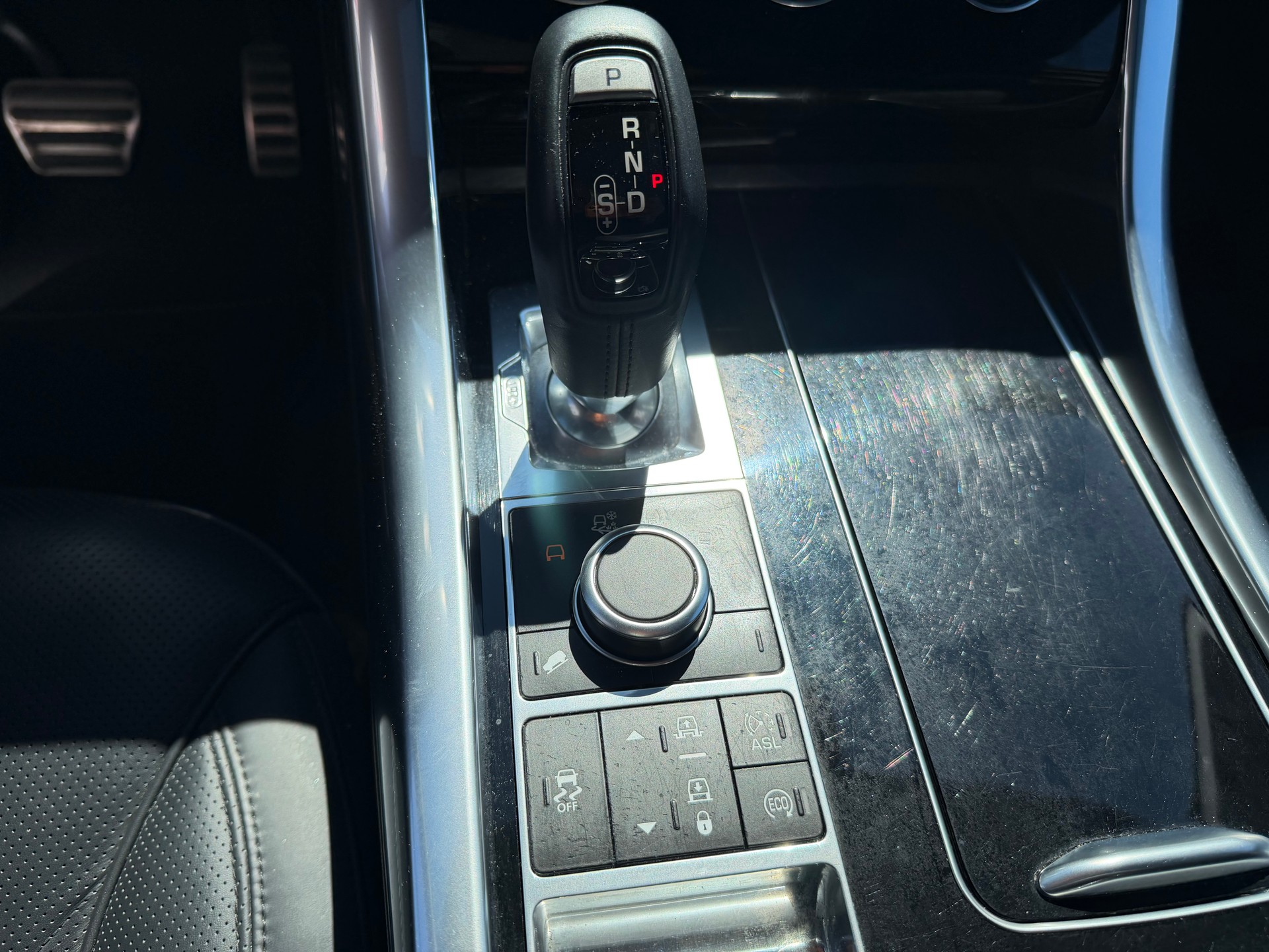 LAND ROVER Range Rover Sport 3.0 SDV6 HSE Dynamic Automatic-image-14