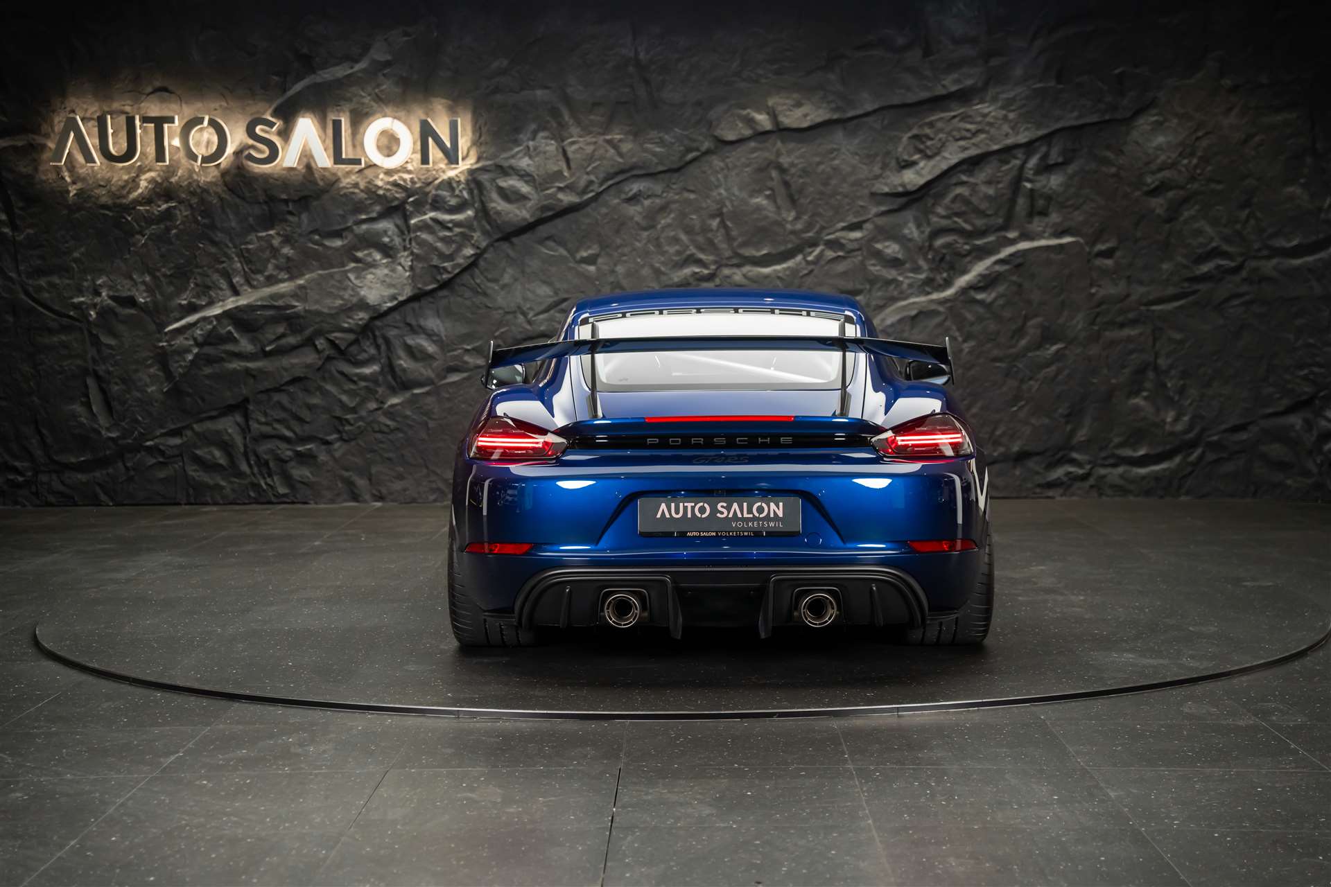 PORSCHE 718 Cayman GT4 RS PDK *Weissach* CH-Auto*-image-4