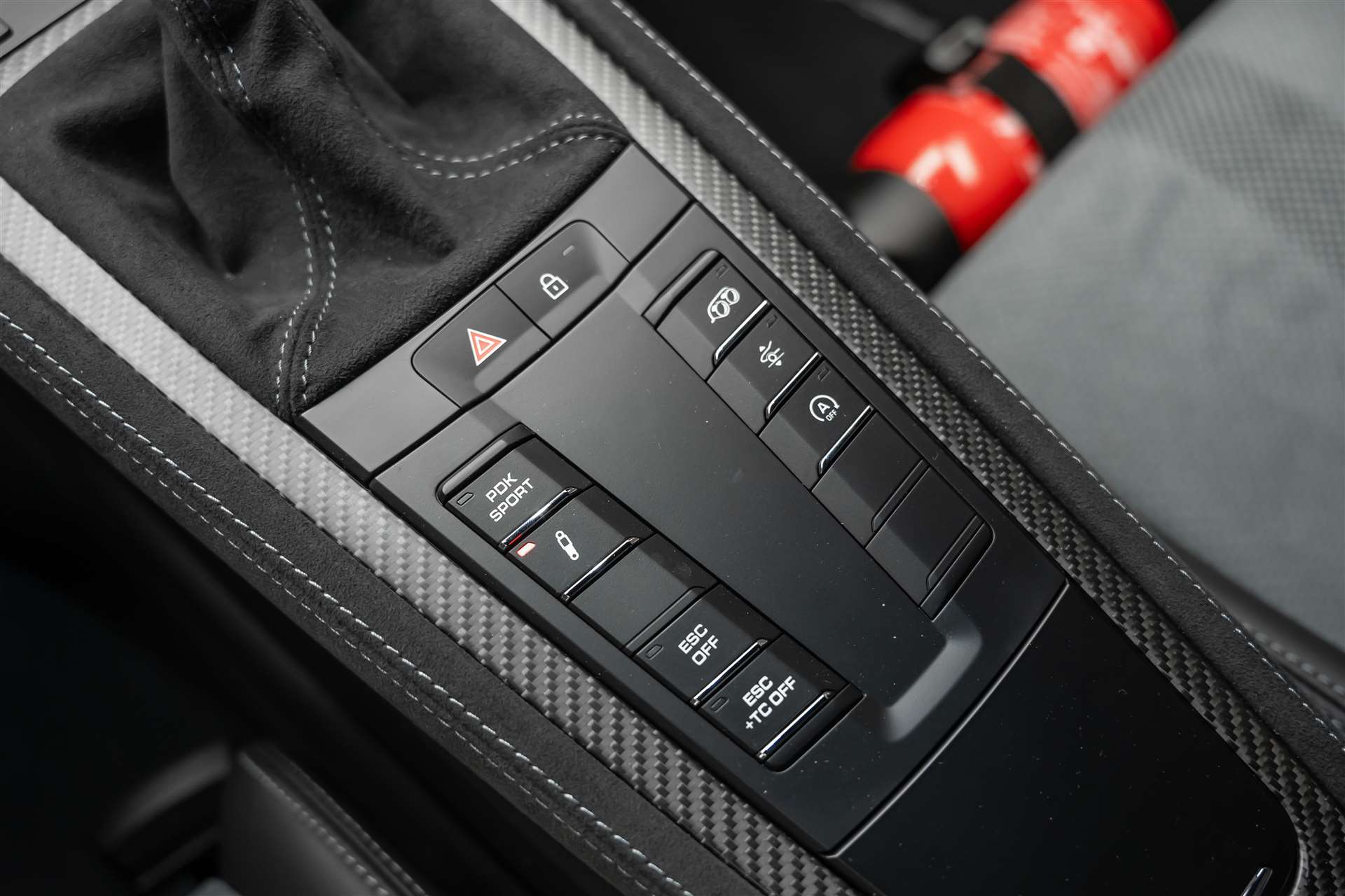 PORSCHE 718 Cayman GT4 RS PDK *Weissach* CH-Auto*-image-28