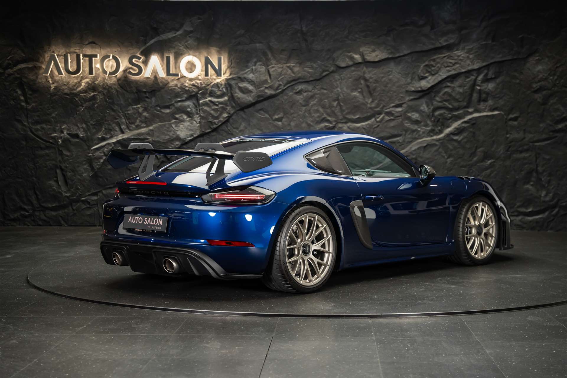 PORSCHE 718 Cayman GT4 RS PDK *Weissach* CH-Auto*-image-5