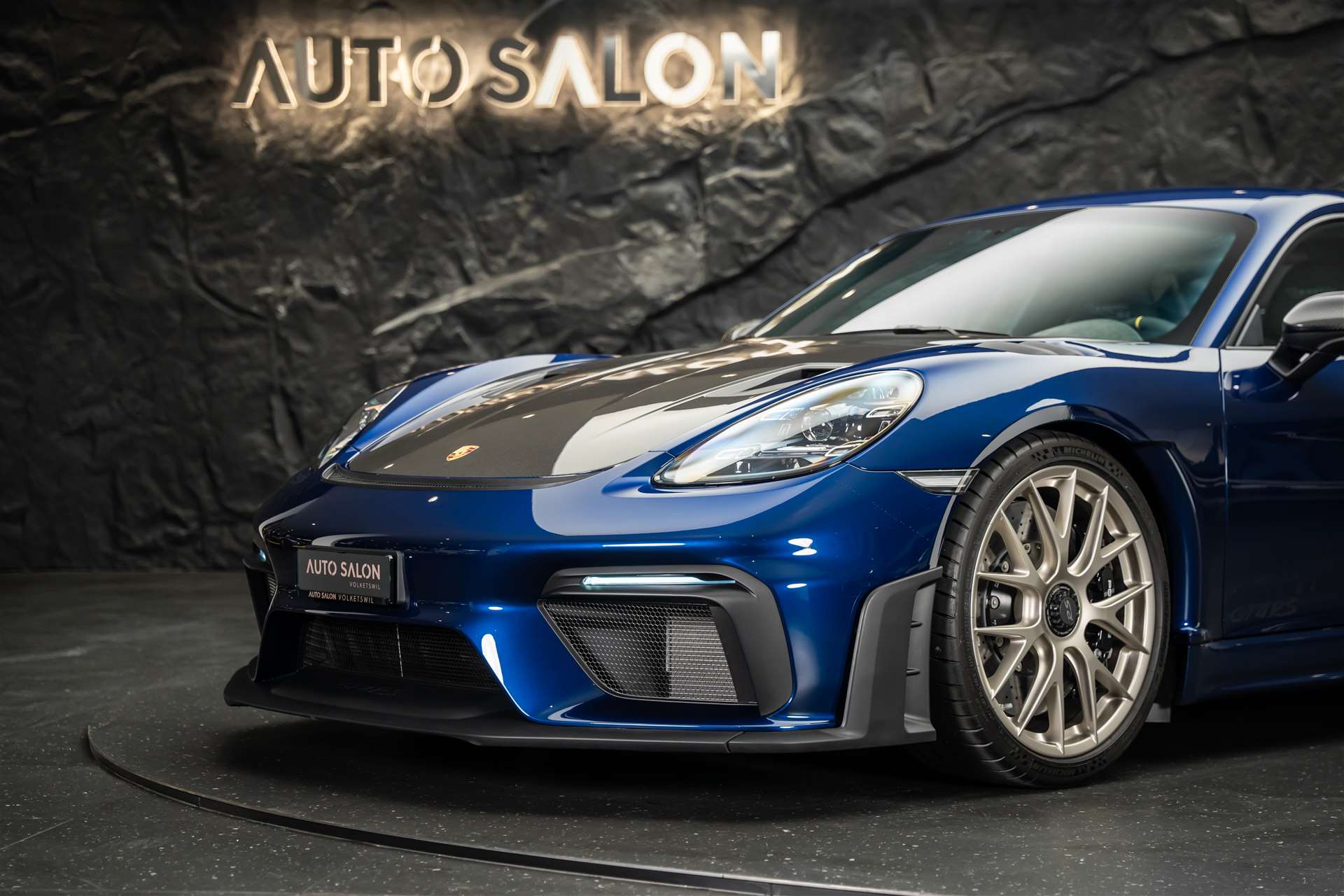 PORSCHE 718 Cayman GT4 RS PDK *Weissach* CH-Auto*-image-11