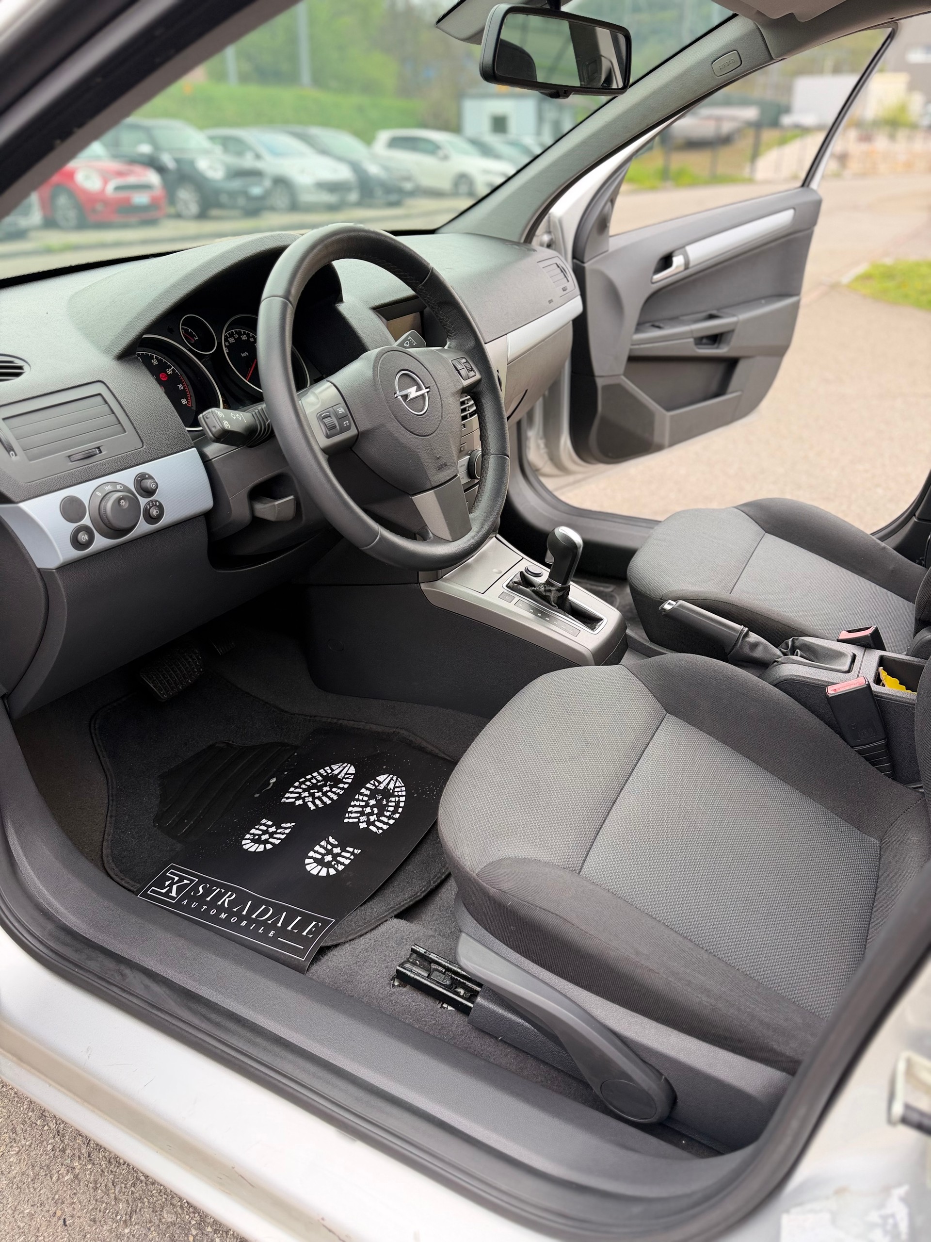 OPEL Astra Caravan 1.8i 16V Sport Frisch Ab MFK-image-10