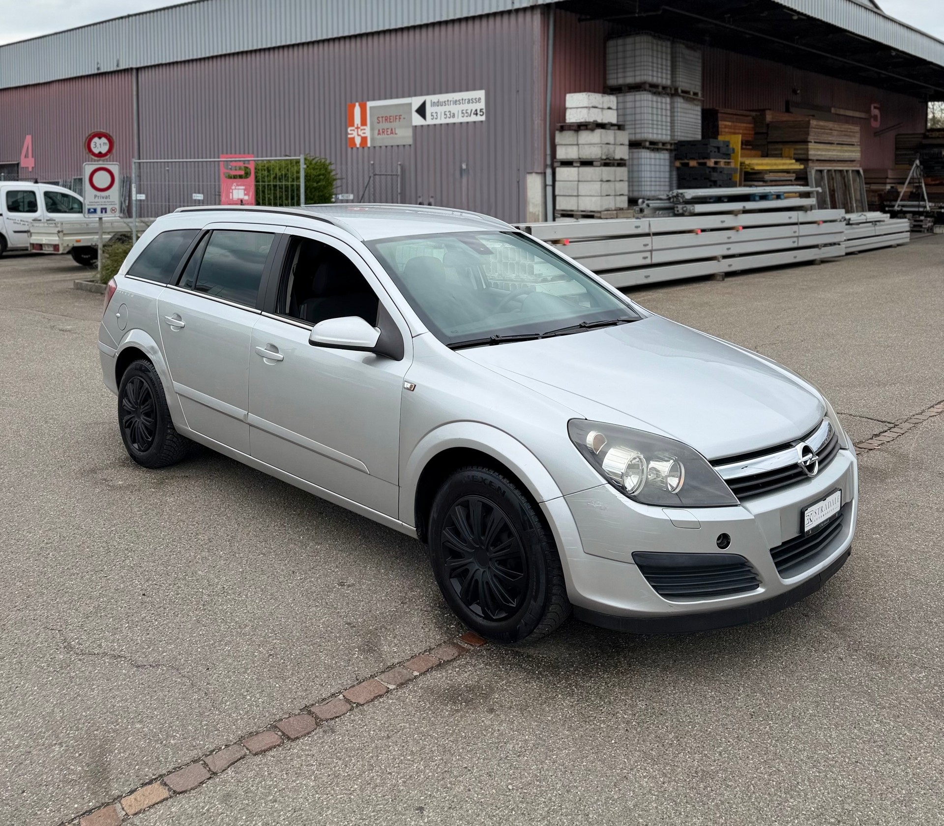 OPEL Astra Caravan 1.8i 16V Sport Frisch Ab MFK-image-2