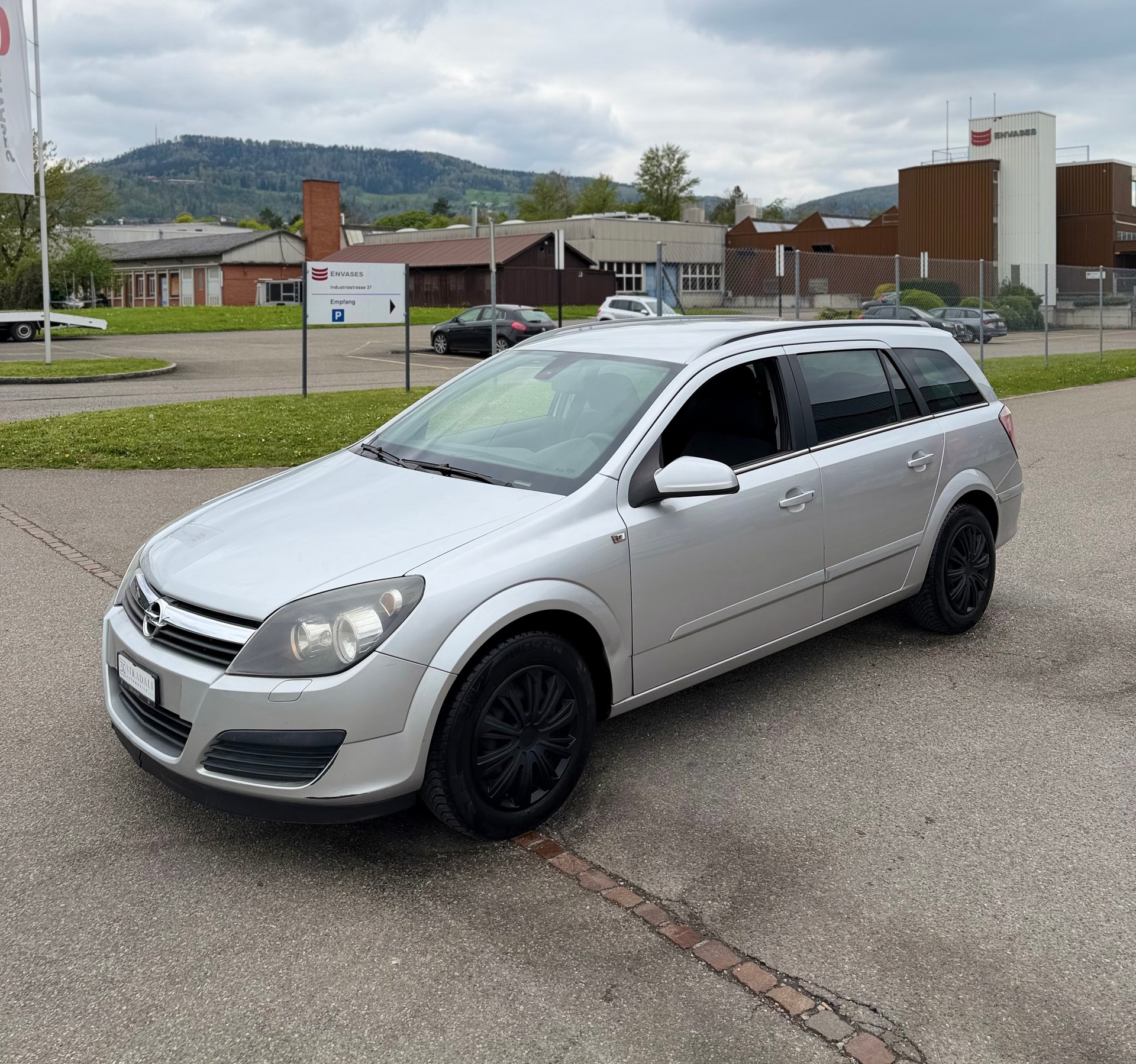 OPEL Astra Caravan 1.8i 16V Sport Frisch Ab MFK-image-6