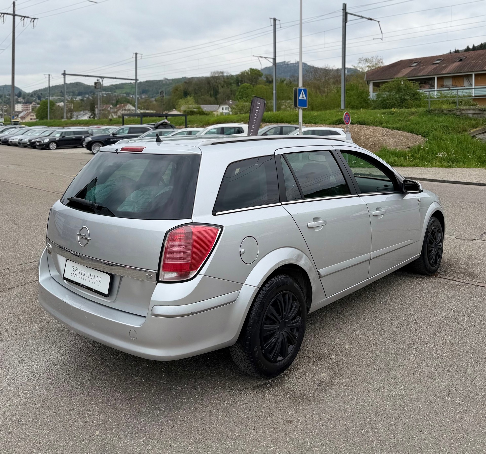 OPEL Astra Caravan 1.8i 16V Sport Frisch Ab MFK-image-3