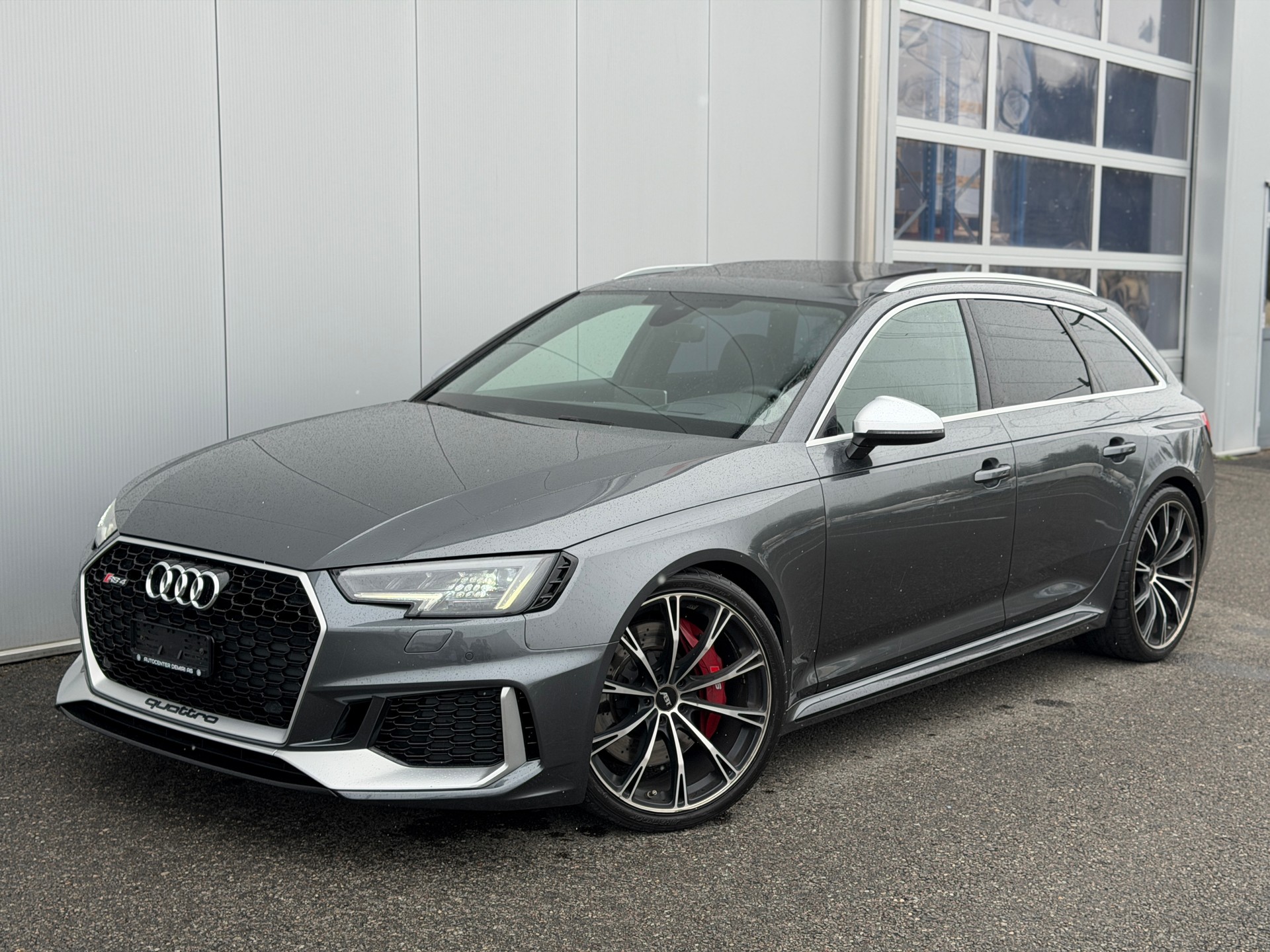 AUDI RS4 Avant 2.9 TFSI quattro tiptronic-image-5