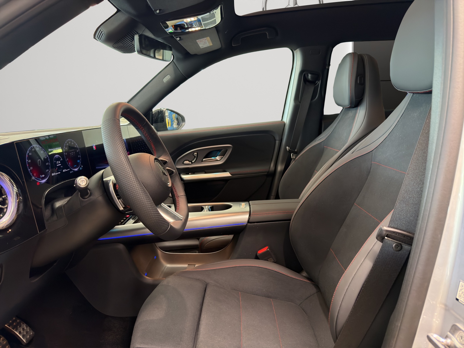 Image MERCEDES-BENZ GLB-250 GLB 350 85kWh EQ 4 Matic