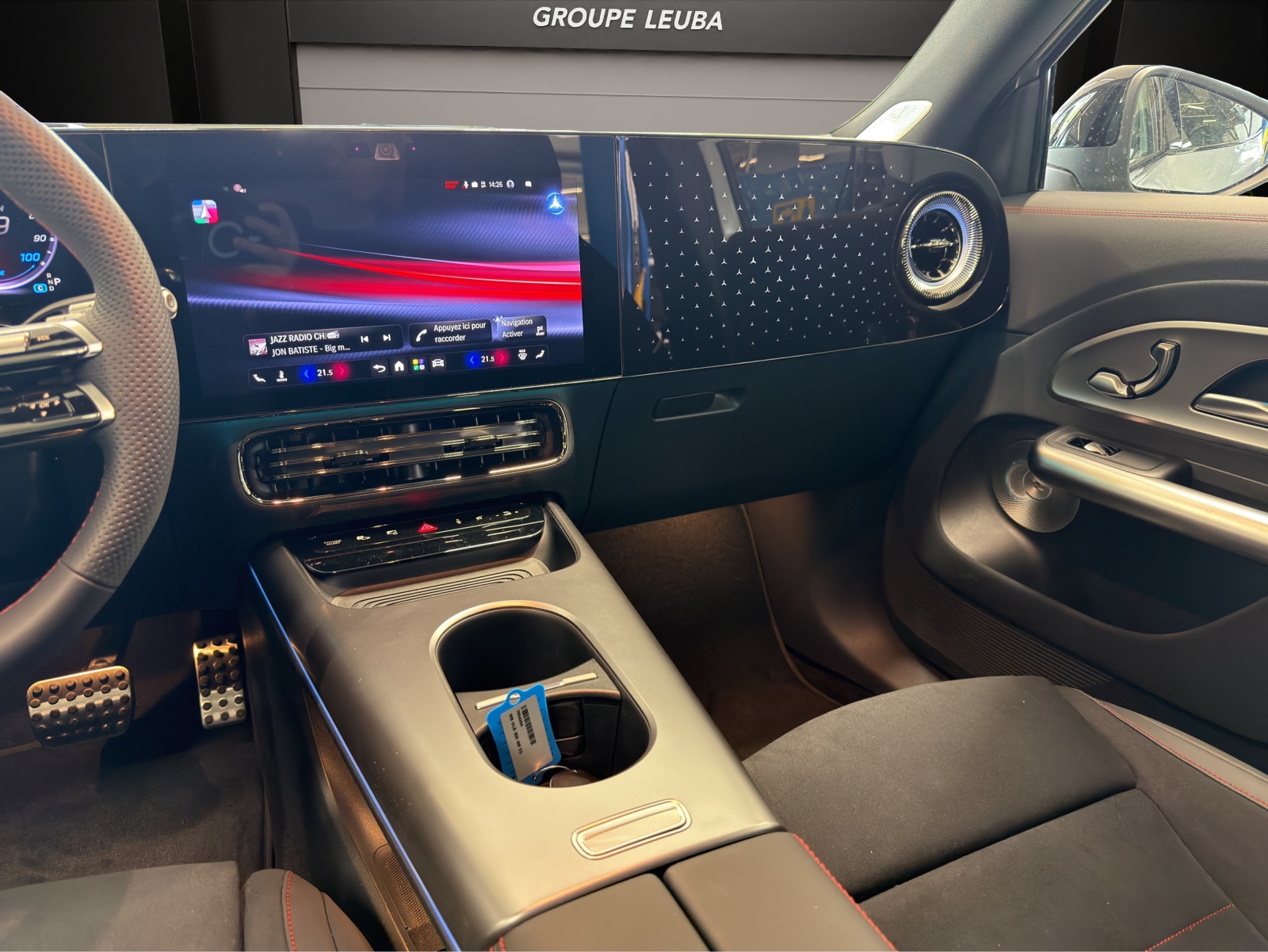 Image MERCEDES-BENZ GLB-250 GLB 350 85kWh EQ 4 Matic