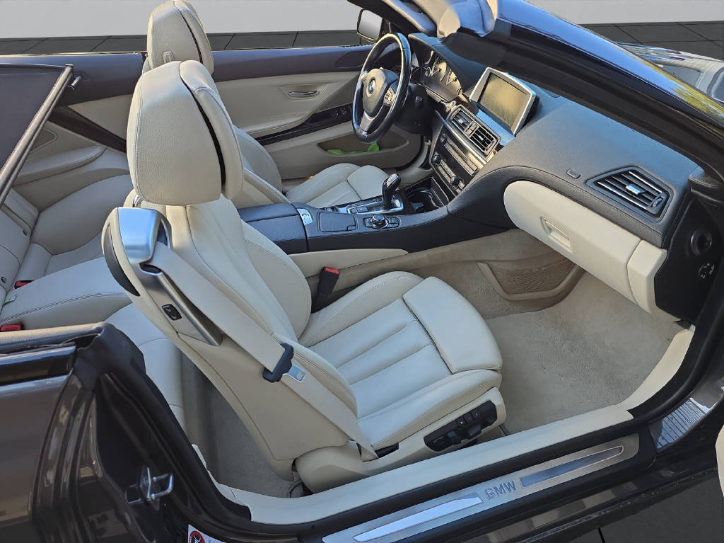 BMW 640i Cabriolet-image-15