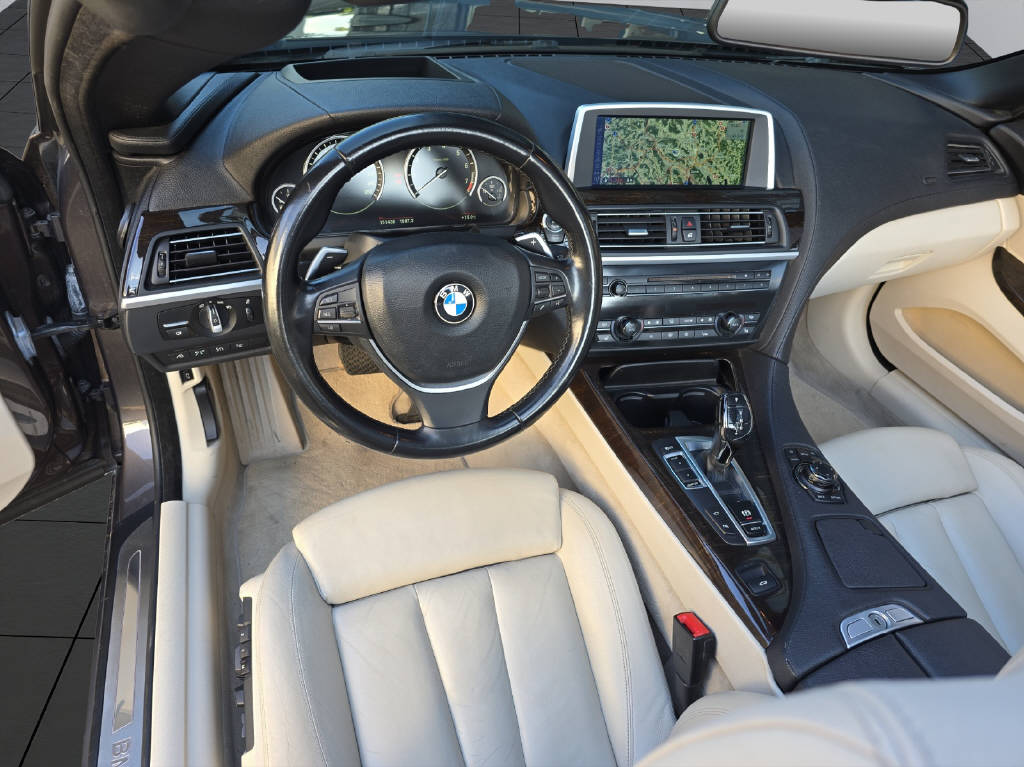 BMW 640i Cabriolet-image-10