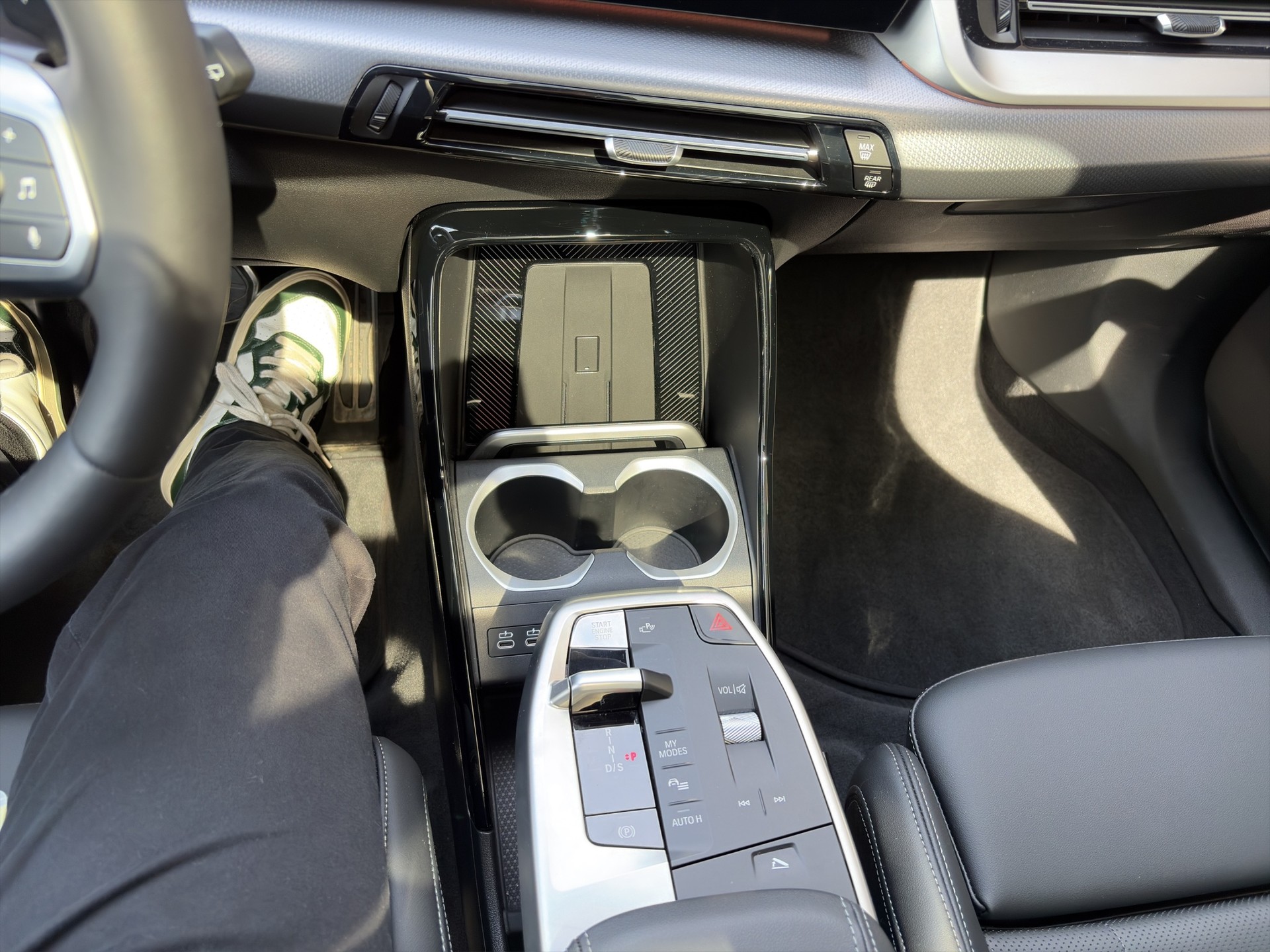 BMW X1 xDrive 30e M Sport-image-16