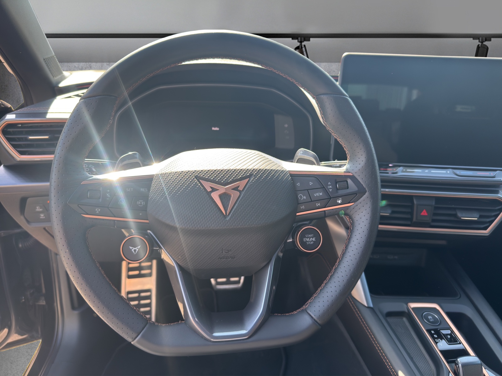 CUPRA LEON ST 2.0 TSI VZ DSG 4Drive-image-6