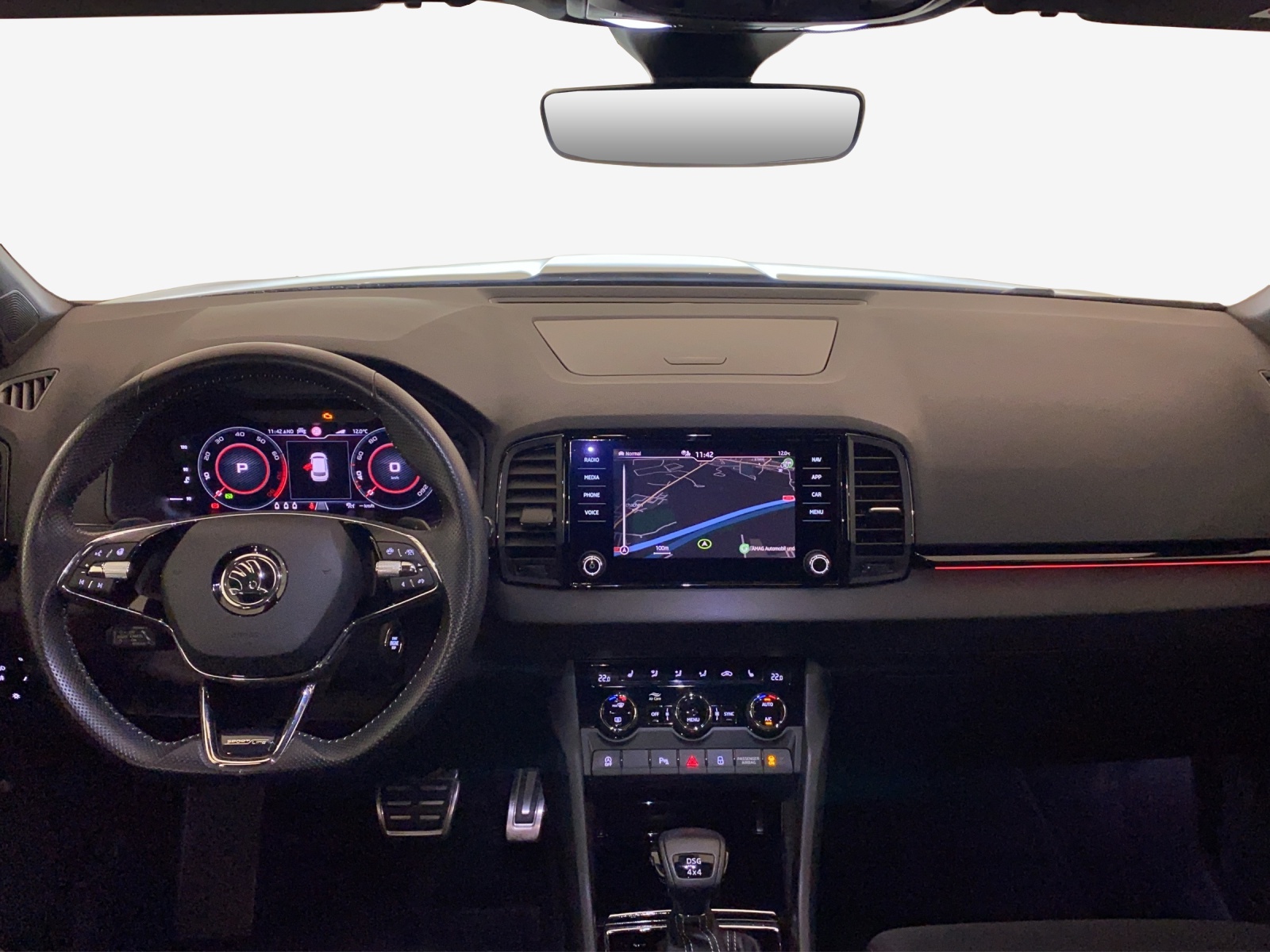 SKODA Karoq 2.0 TSI SportLine 4x4 DSG-image-7