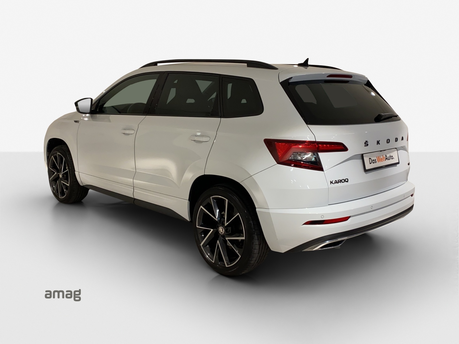 SKODA Karoq 2.0 TSI SportLine 4x4 DSG-image-2