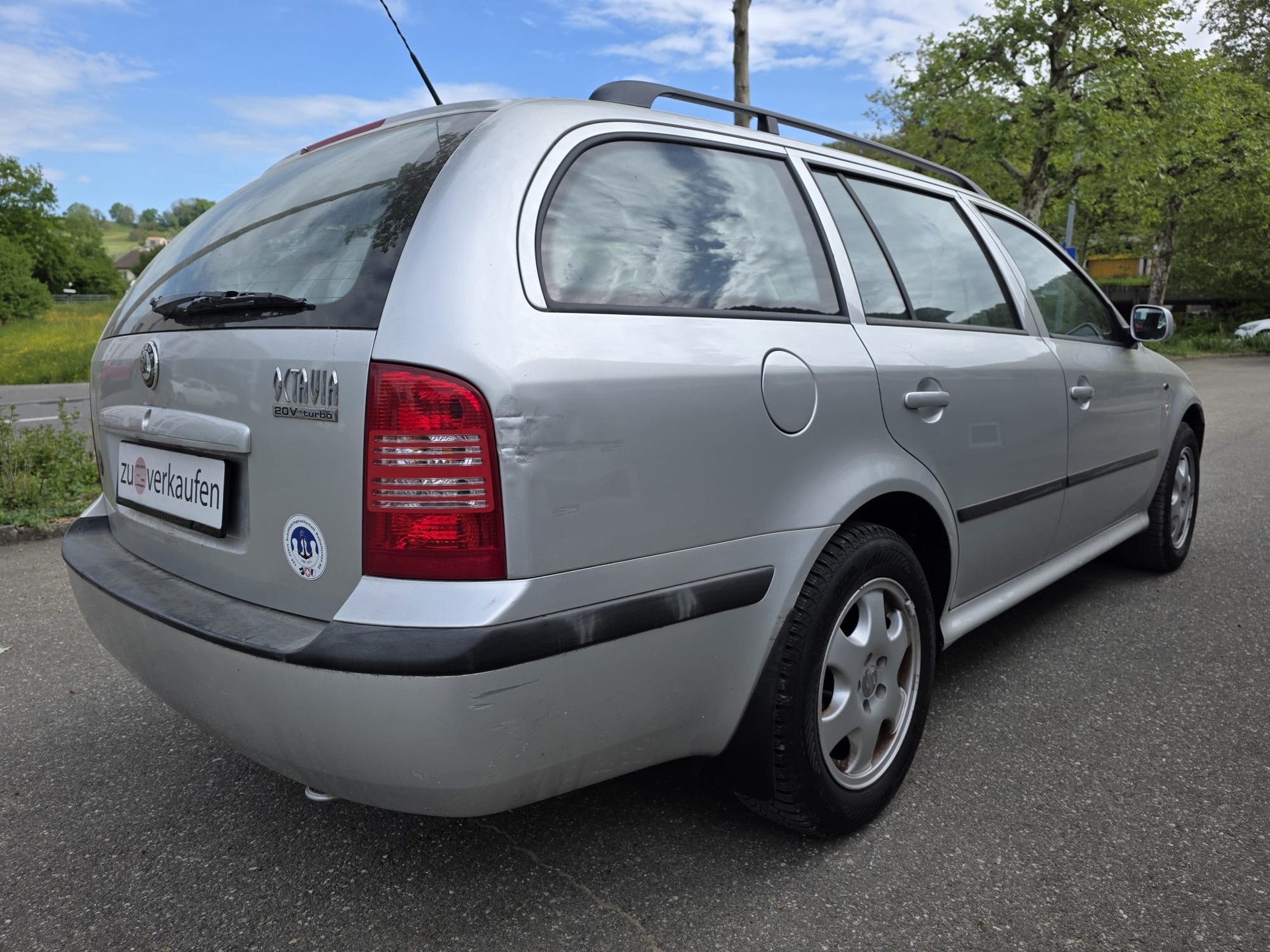 SKODA Octavia 1.8 Turbo Elegance-image-3