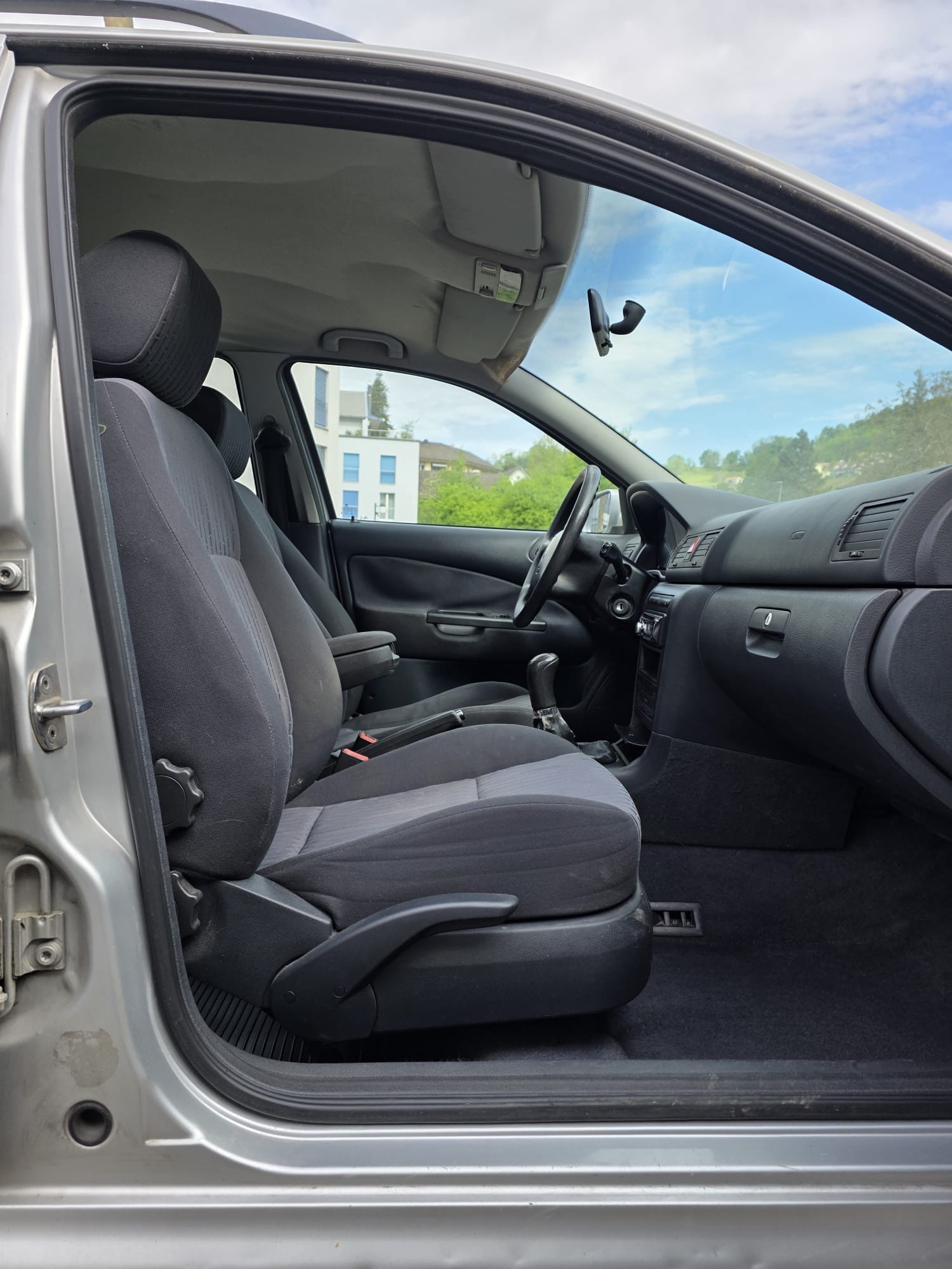 SKODA Octavia 1.8 Turbo Elegance-image-7