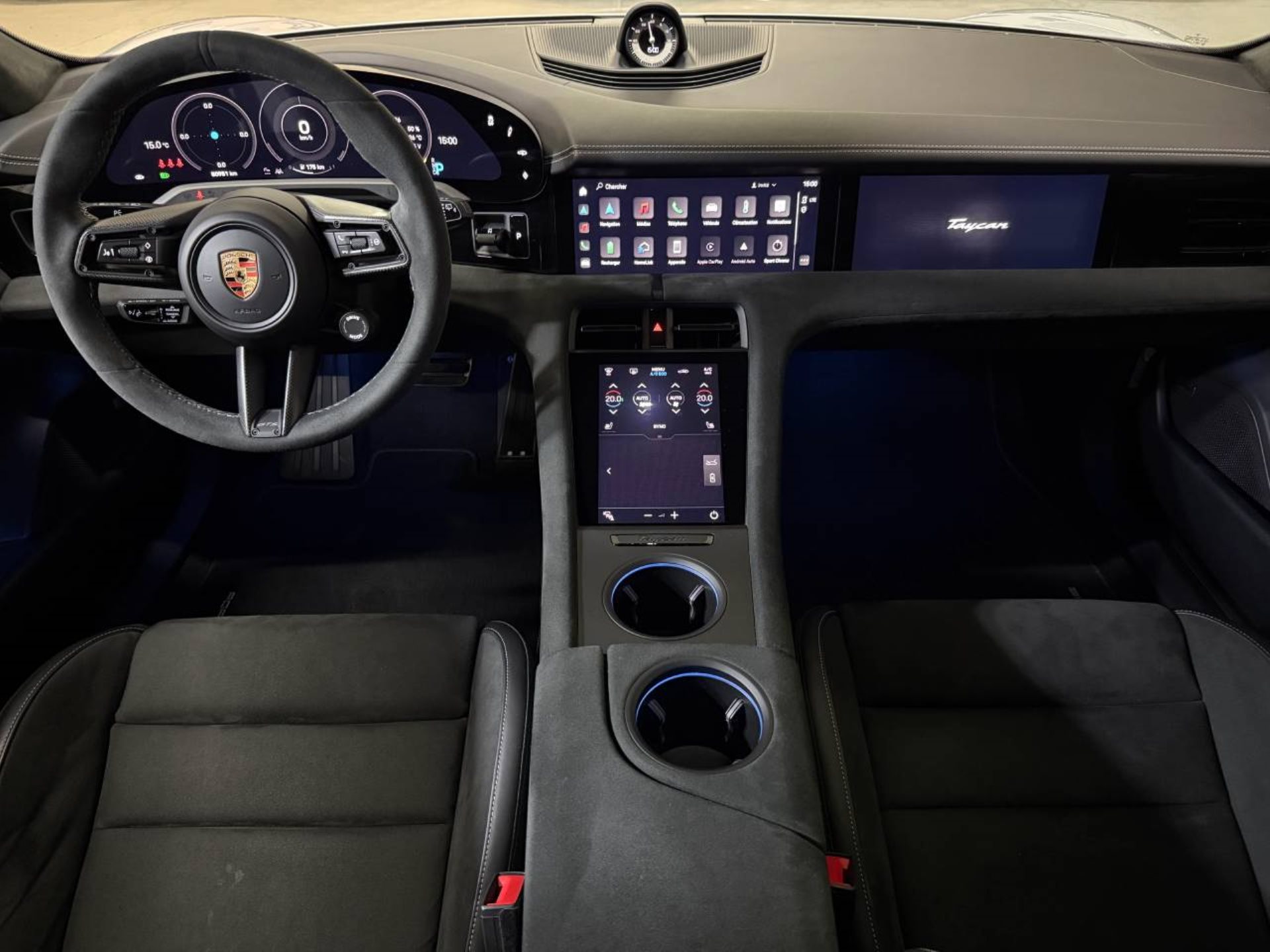 PORSCHE Taycan GTS Sport Turismo (MY23)-image-12