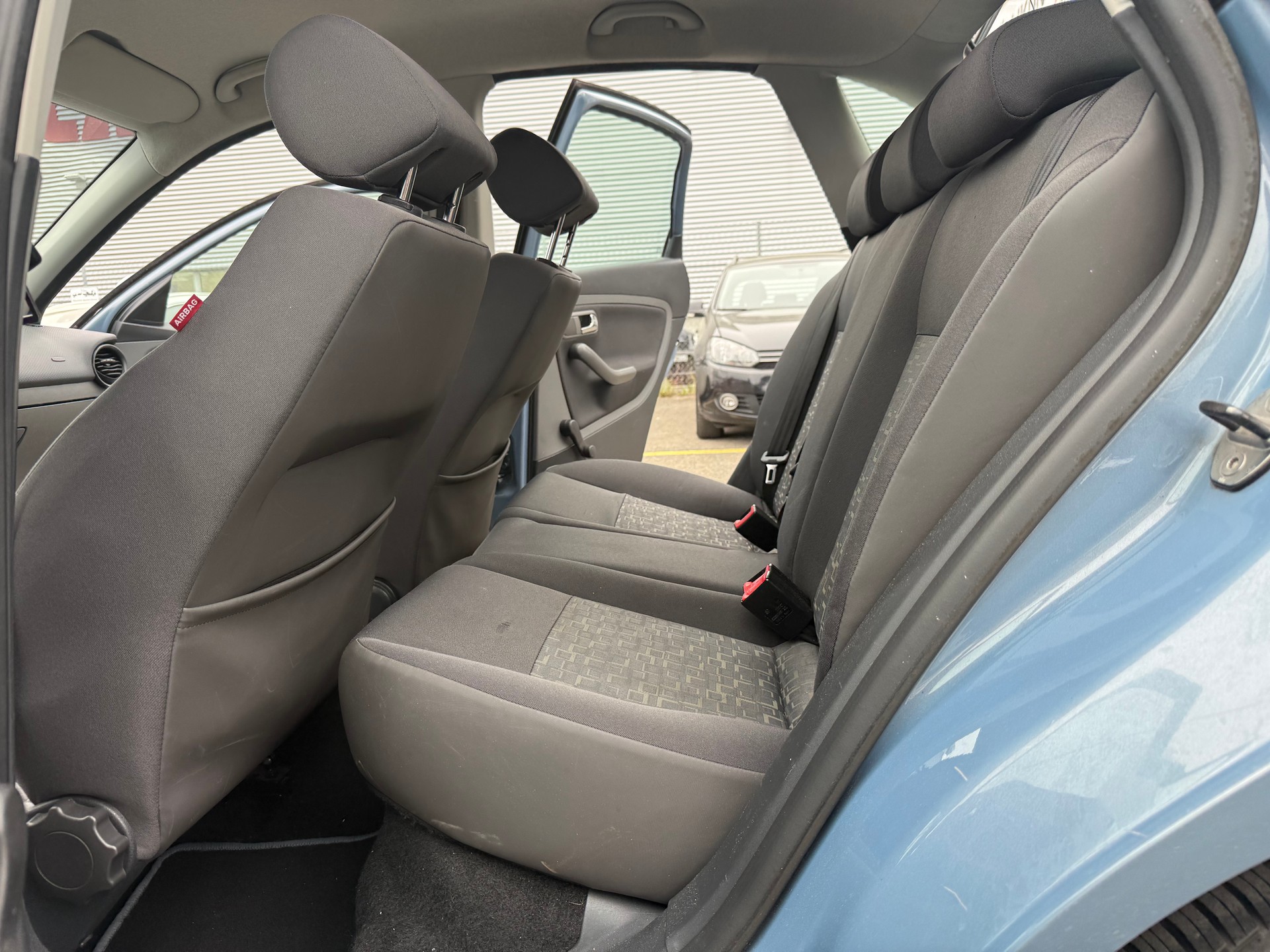 SEAT Ibiza 1.6 16V Sport-image-8