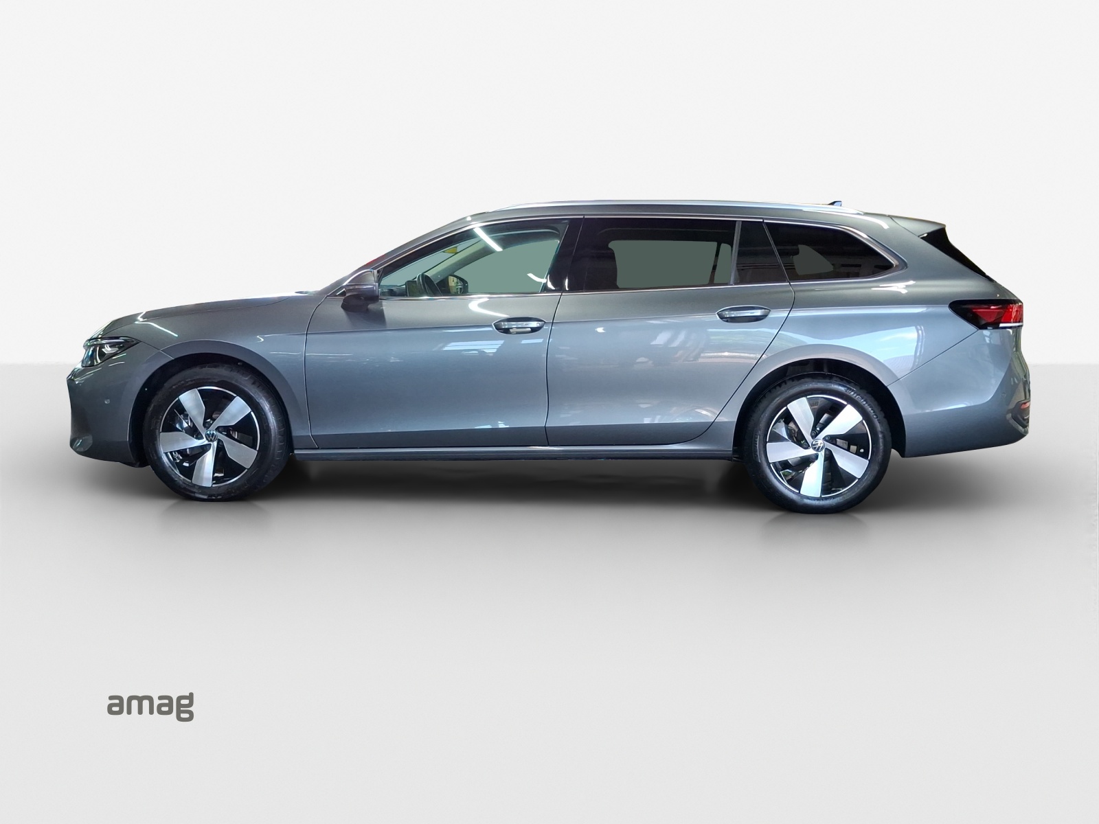VW Passat Variant 2.0 TDI evo Business 4 Motion DSG-image-1