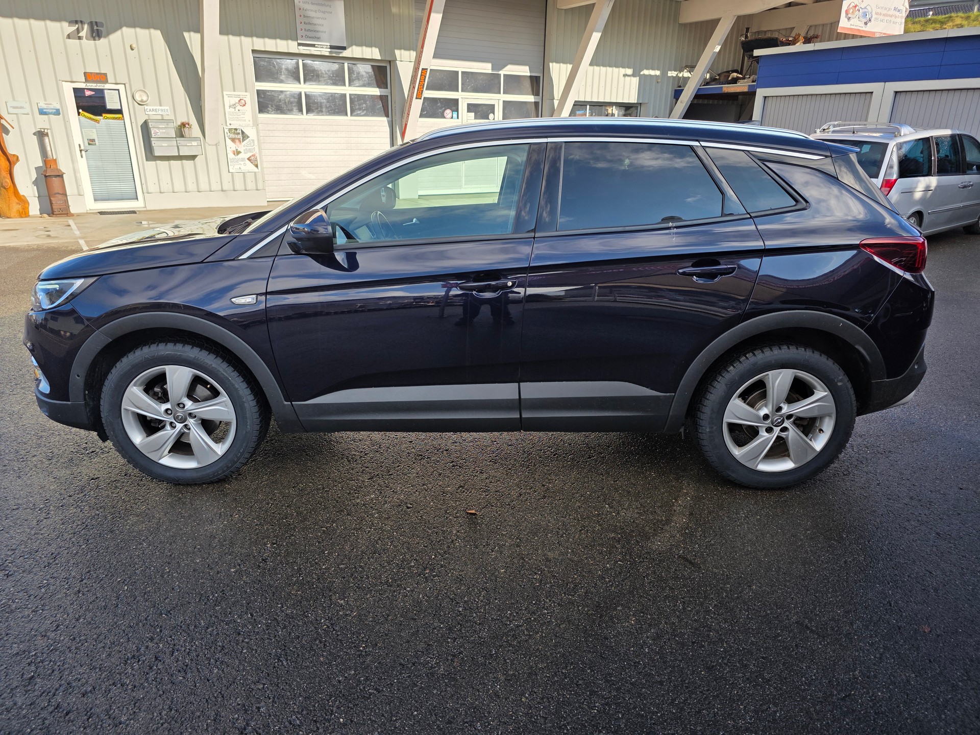 OPEL Grandland X 1.2i TP Ultimate Automatik-showroom-element-1