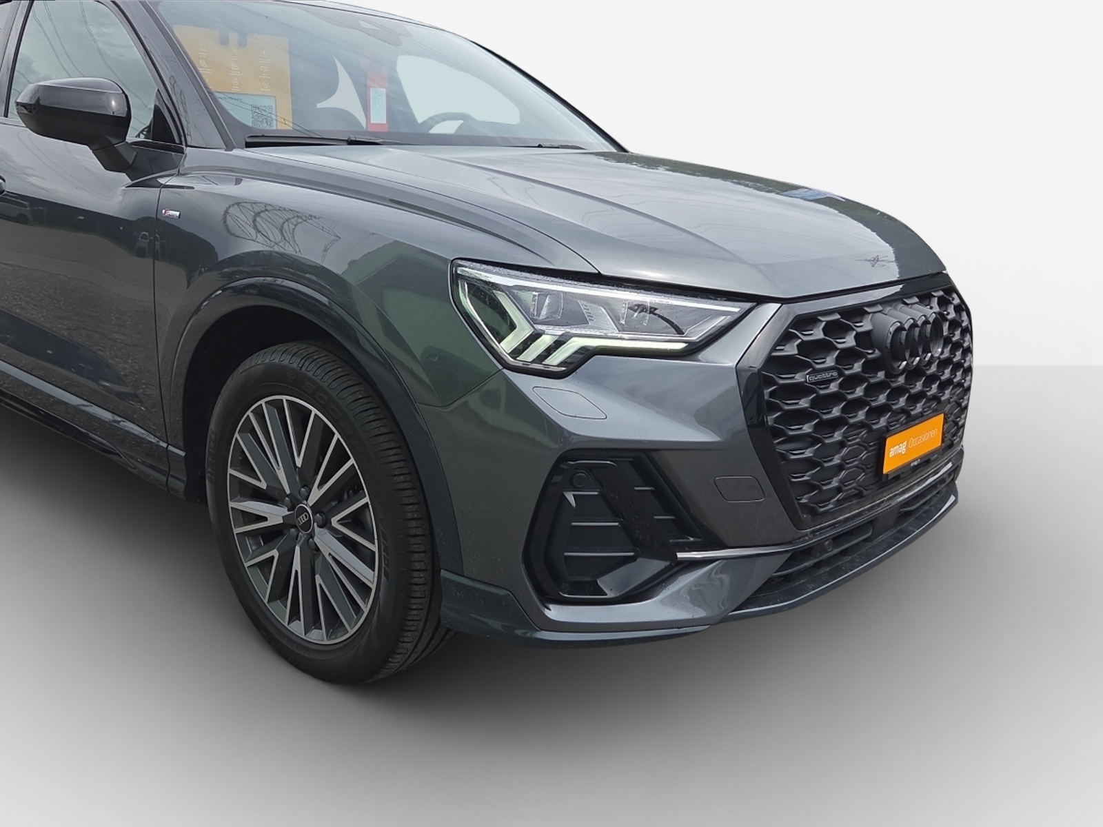 AUDI Q3 Sportback 40 TFSI S line quattro S-tronic-image-15