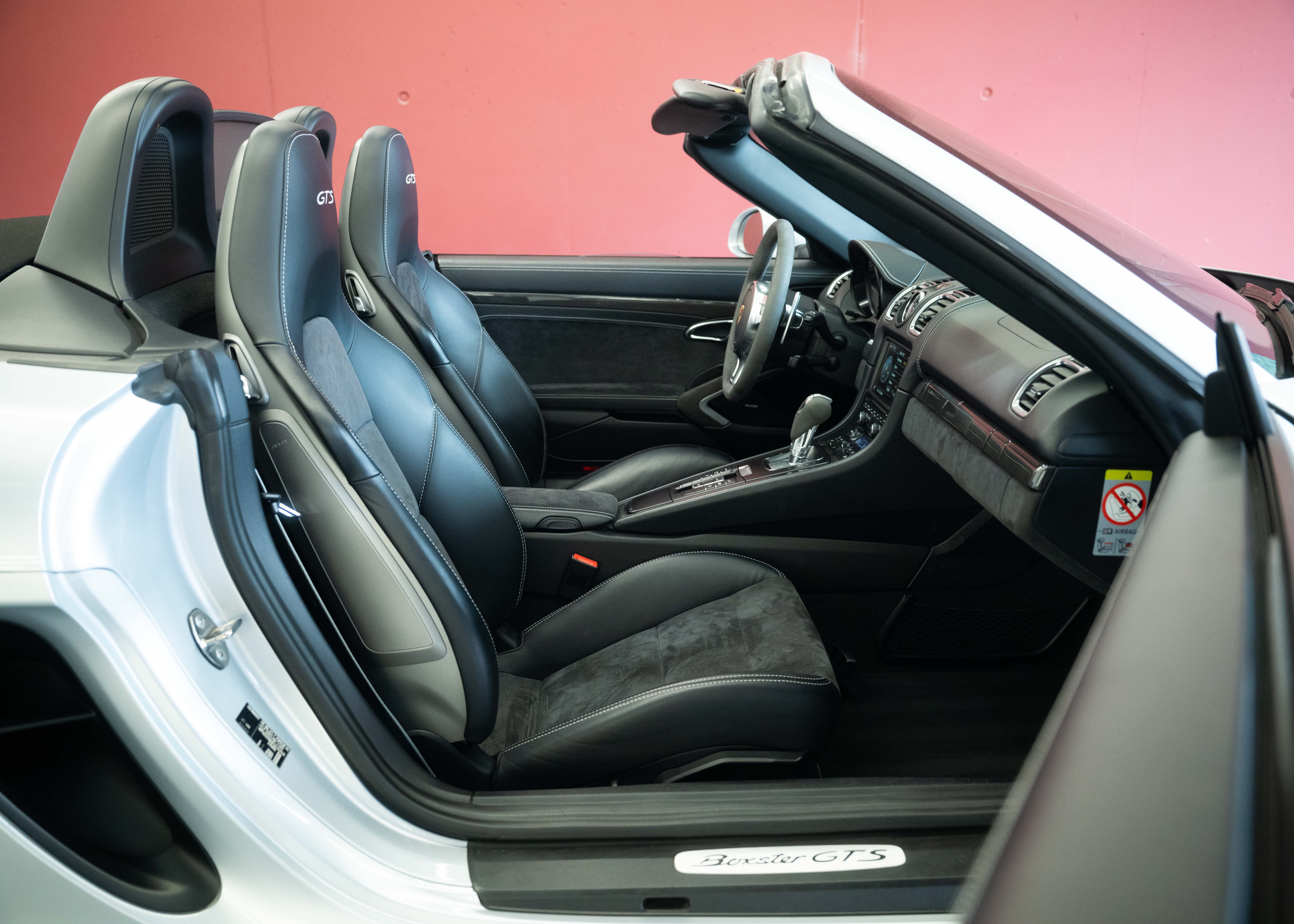 Image PORSCHE 718-BOXSTER-CAYMAN Boxster GTS 3.4 PDK (Swiss car, fantastic condition, full Porsche service history)