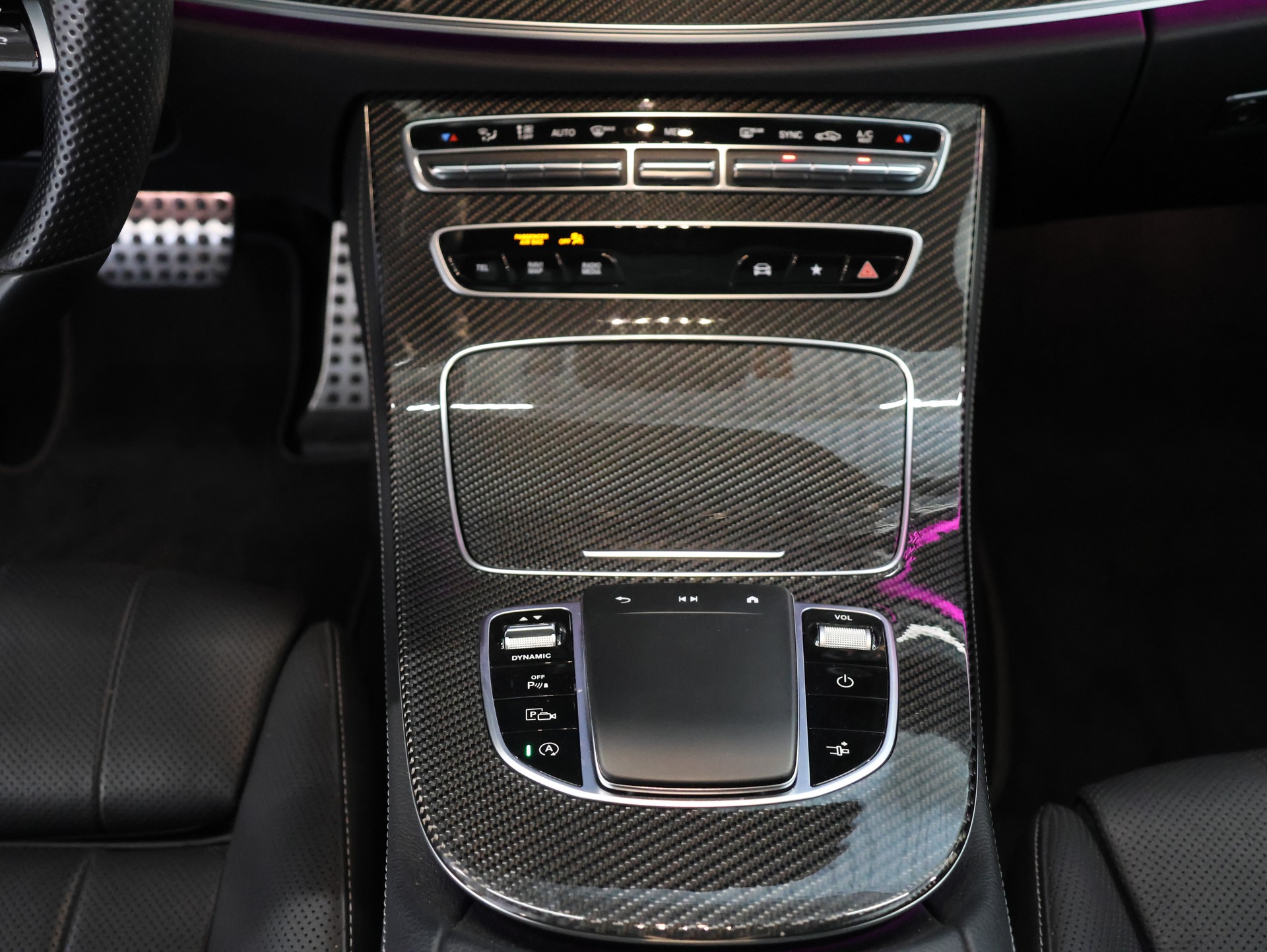 MERCEDES-BENZ E 450 Coupé 4Matic AMG Line 9G-Tronic *Burmester* *360 Kamera* *Sitzheizung/Lüftung*-image-24