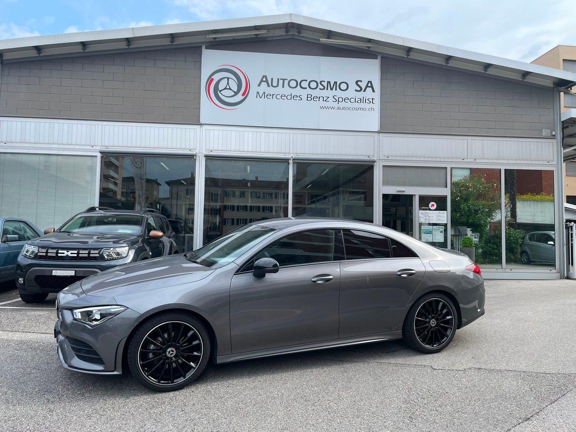 MERCEDES-BENZ CLA 200