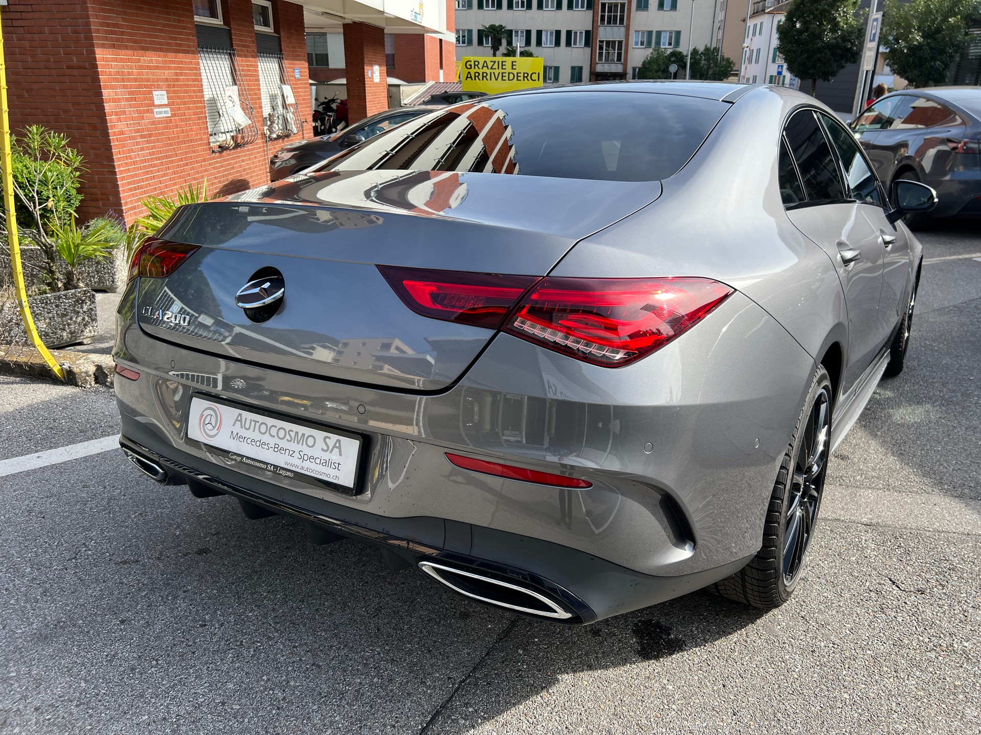 MERCEDES-BENZ CLA 200-image-3