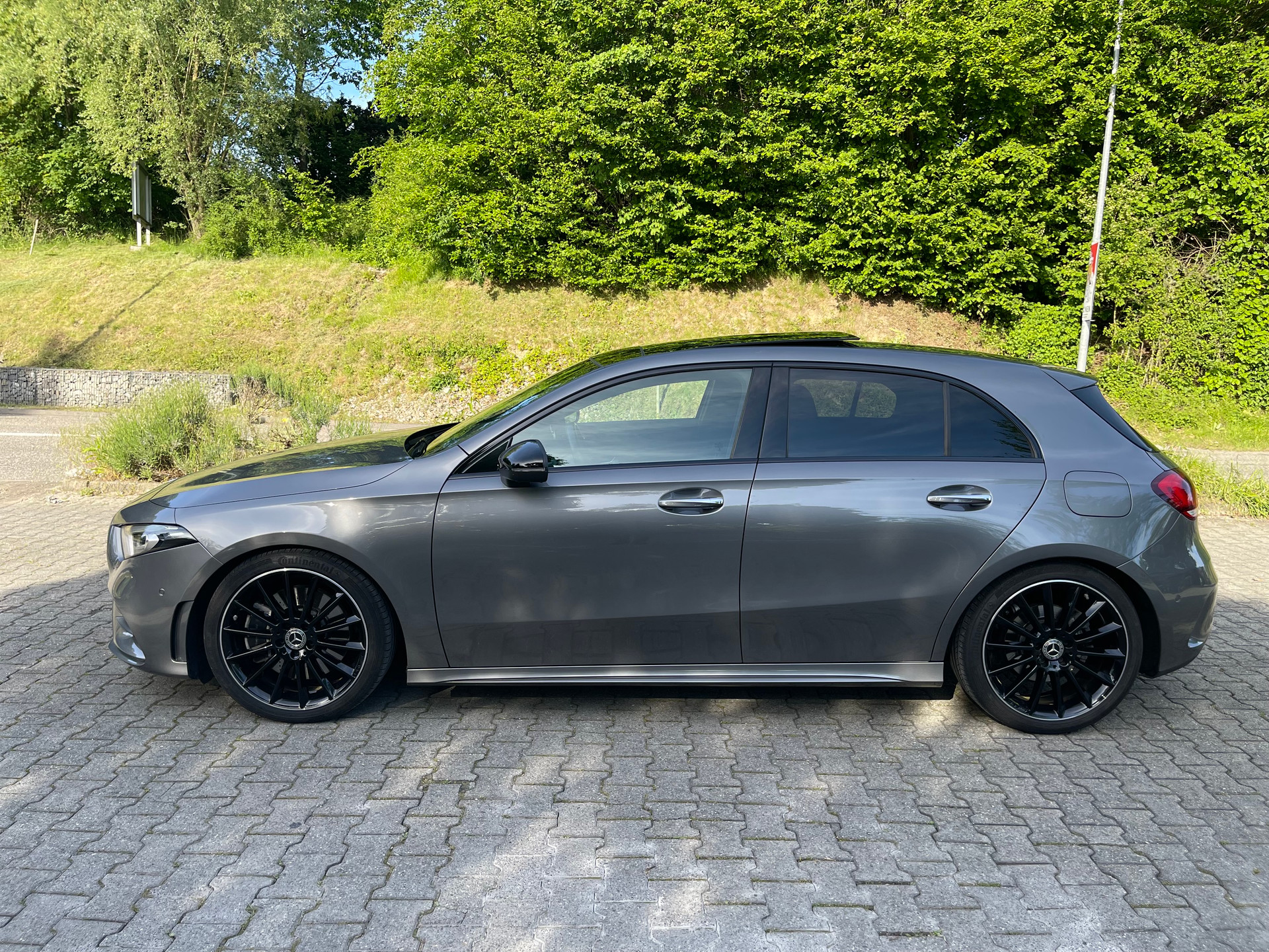 MERCEDES-BENZ A 250 4Matic AMG Line 4Matic 7G-DCT-image-4