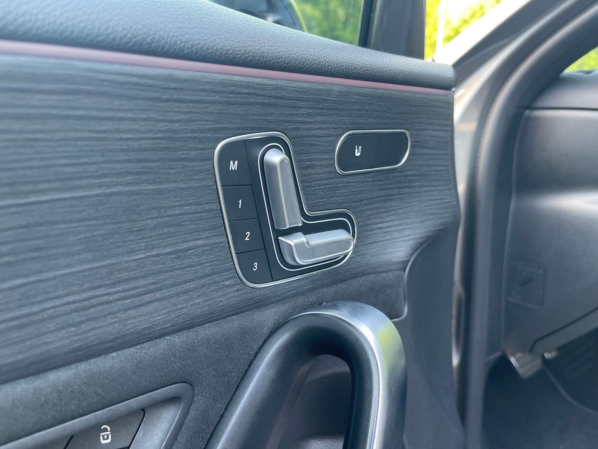 MERCEDES-BENZ A 250 4Matic AMG Line 4Matic 7G-DCT-image-9