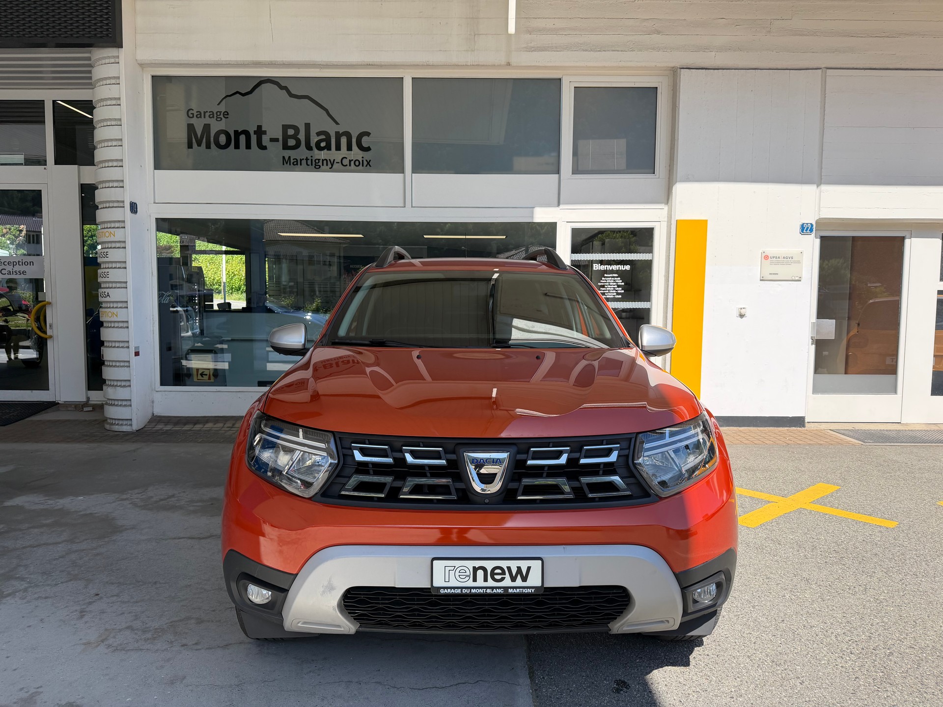 DACIA Duster TCe 150 Prestige EDC 4x2-image-4