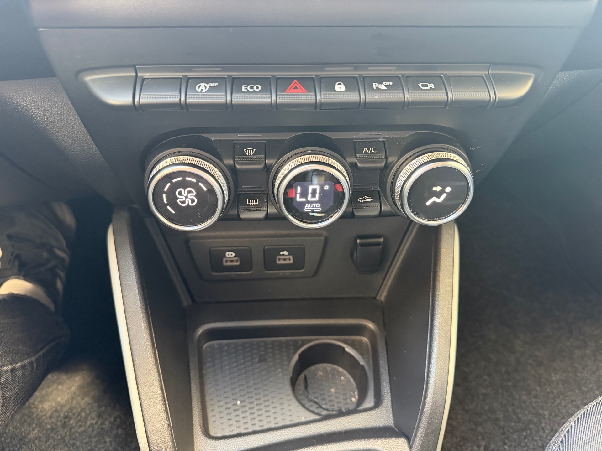 DACIA Duster TCe 150 Prestige EDC 4x2-image-12