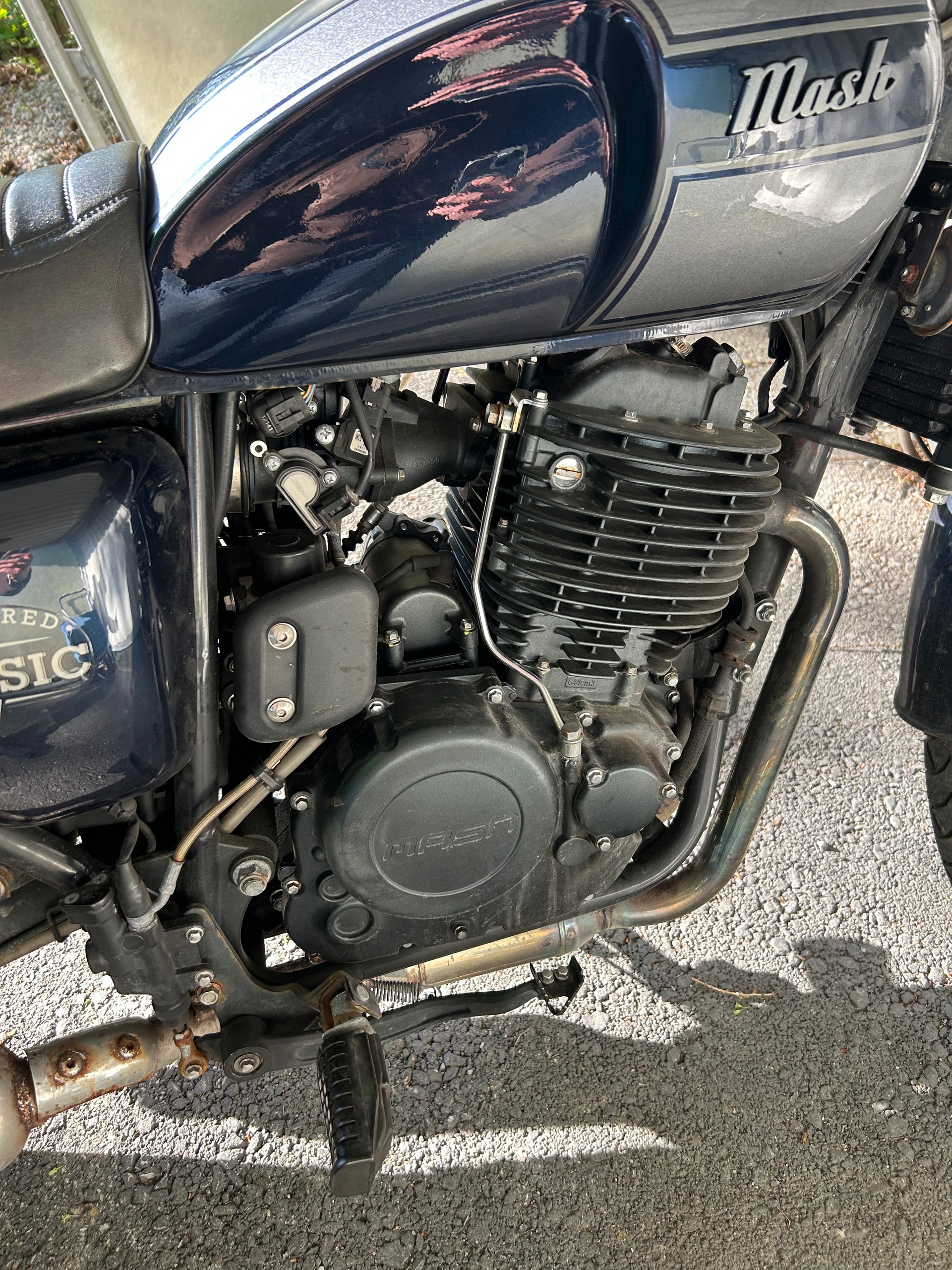 MASH 650 Six Hundred Classic-image-4