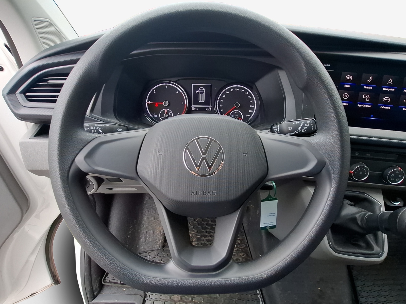 VW T6.1 2.0 TDI-image-9