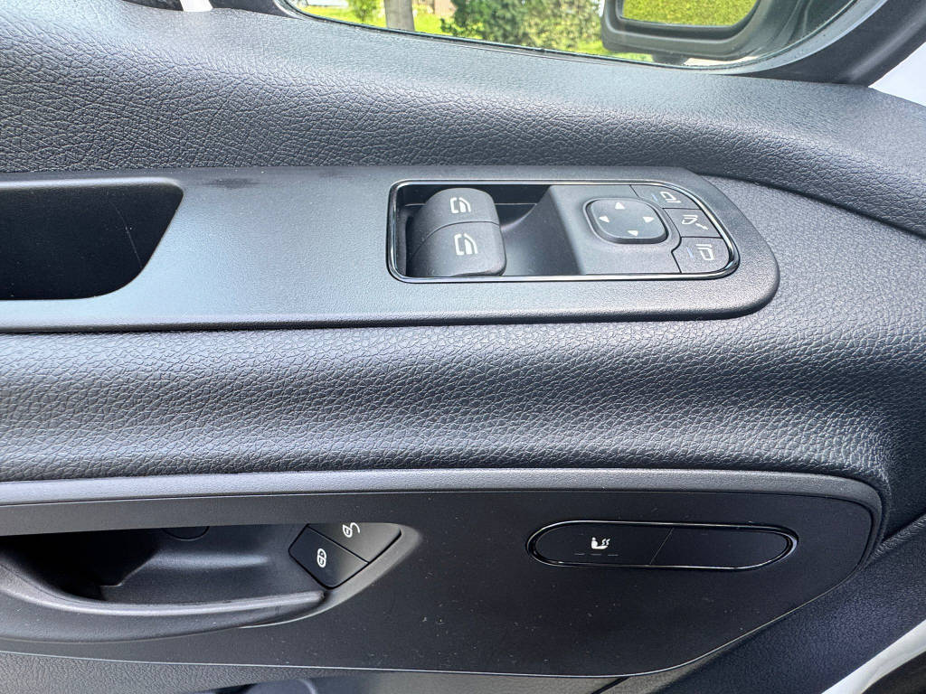MERCEDES-BENZ Sprinter 319 CDI Pro Kipper 3665 S-image-13
